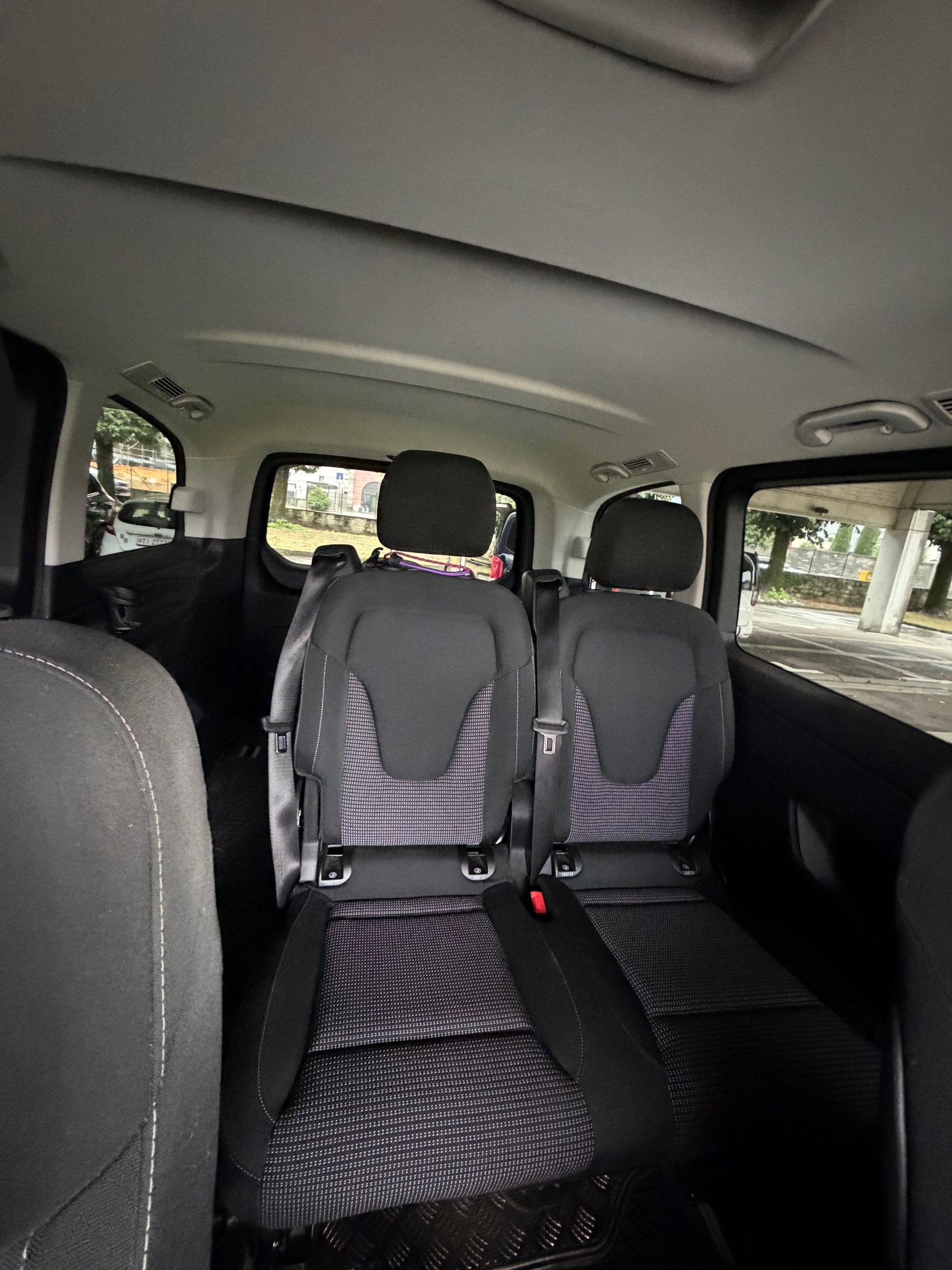 MERCEDES-BENZ V 250 d kompakt 4Matic 9G-Tronic-image-6
