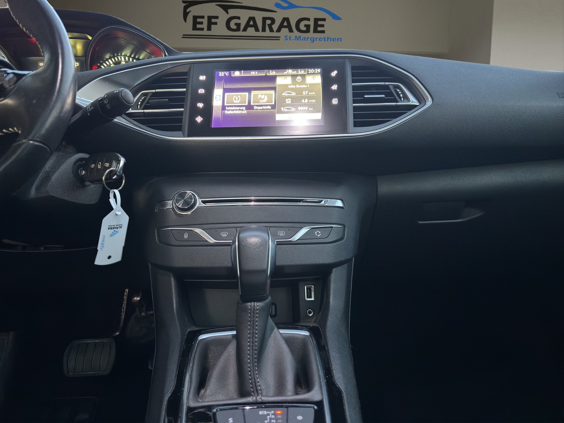 PEUGEOT 308 SW 1.6 BlueHDI Active Automatic-image-15