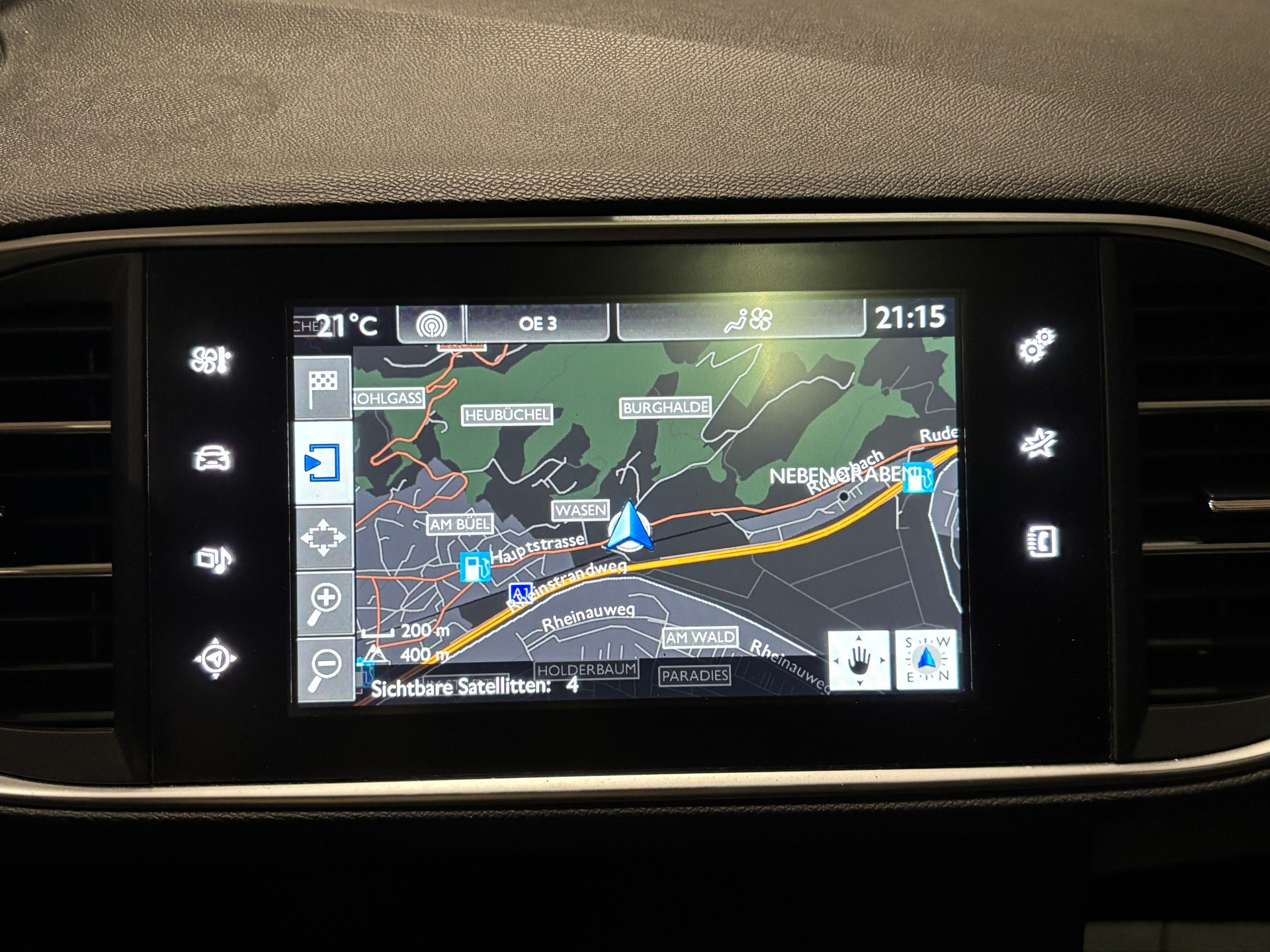 PEUGEOT 308 SW 1.6 BlueHDI Active Automatic-image-17