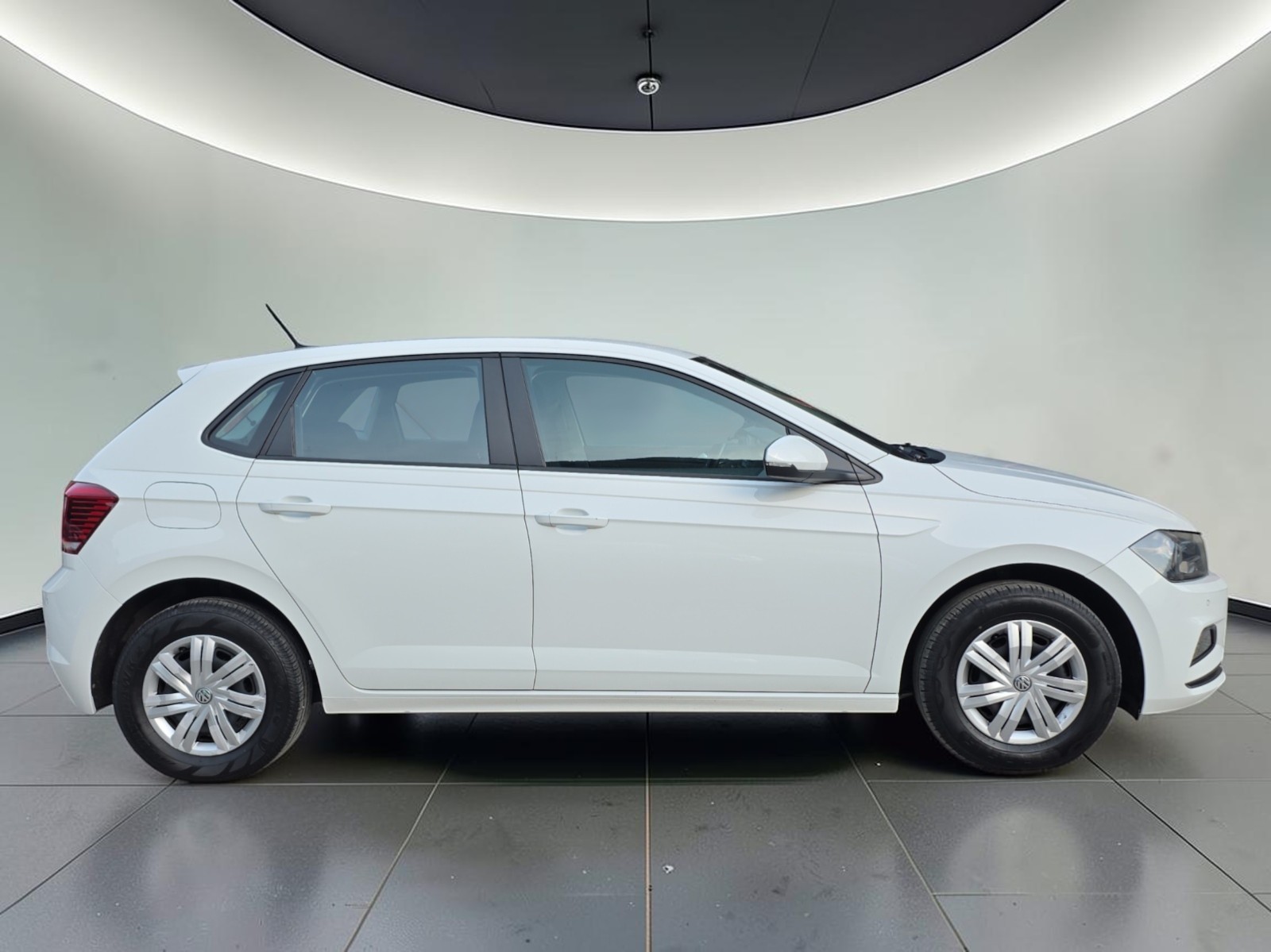 VW Polo 1.0 BMT Trendline-image-3
