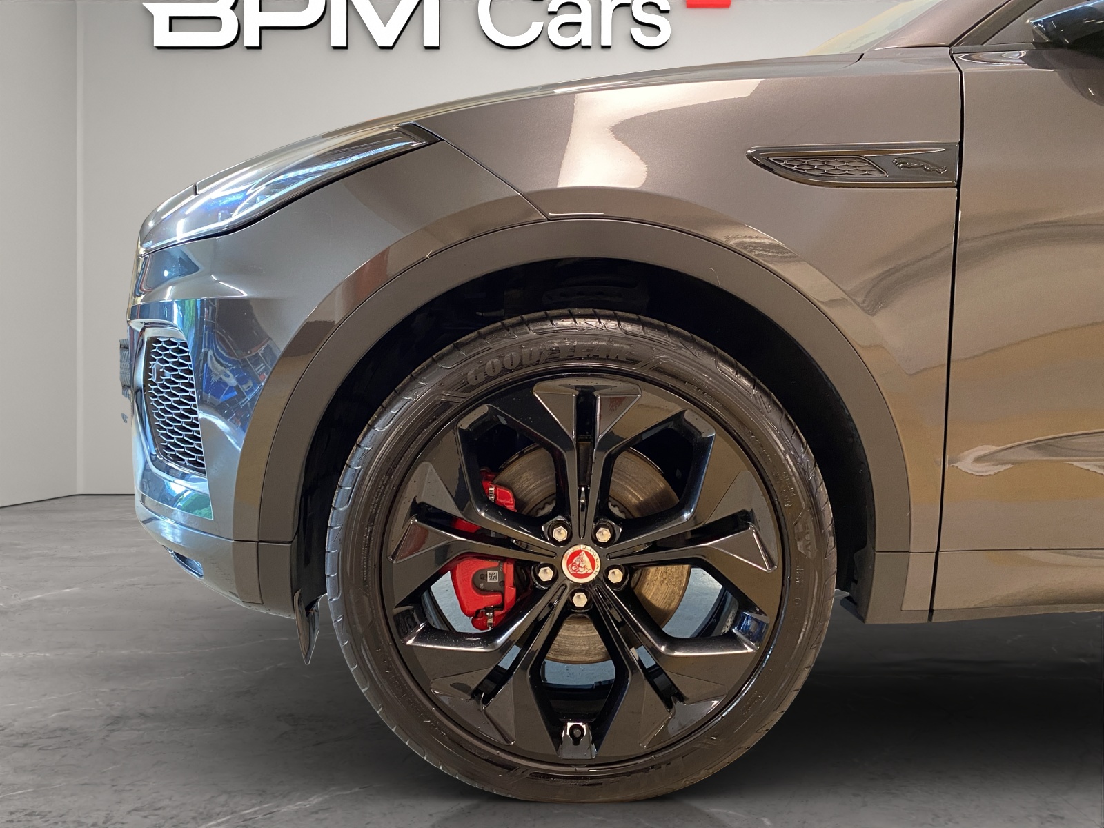 JAGUAR E-Pace 2.0 I4 300 Sport AWD-image-6