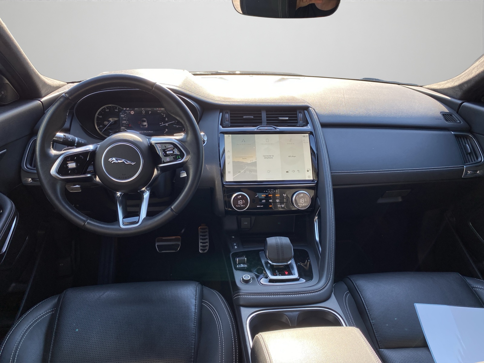 JAGUAR E-Pace 2.0 I4 300 Sport AWD-image-11