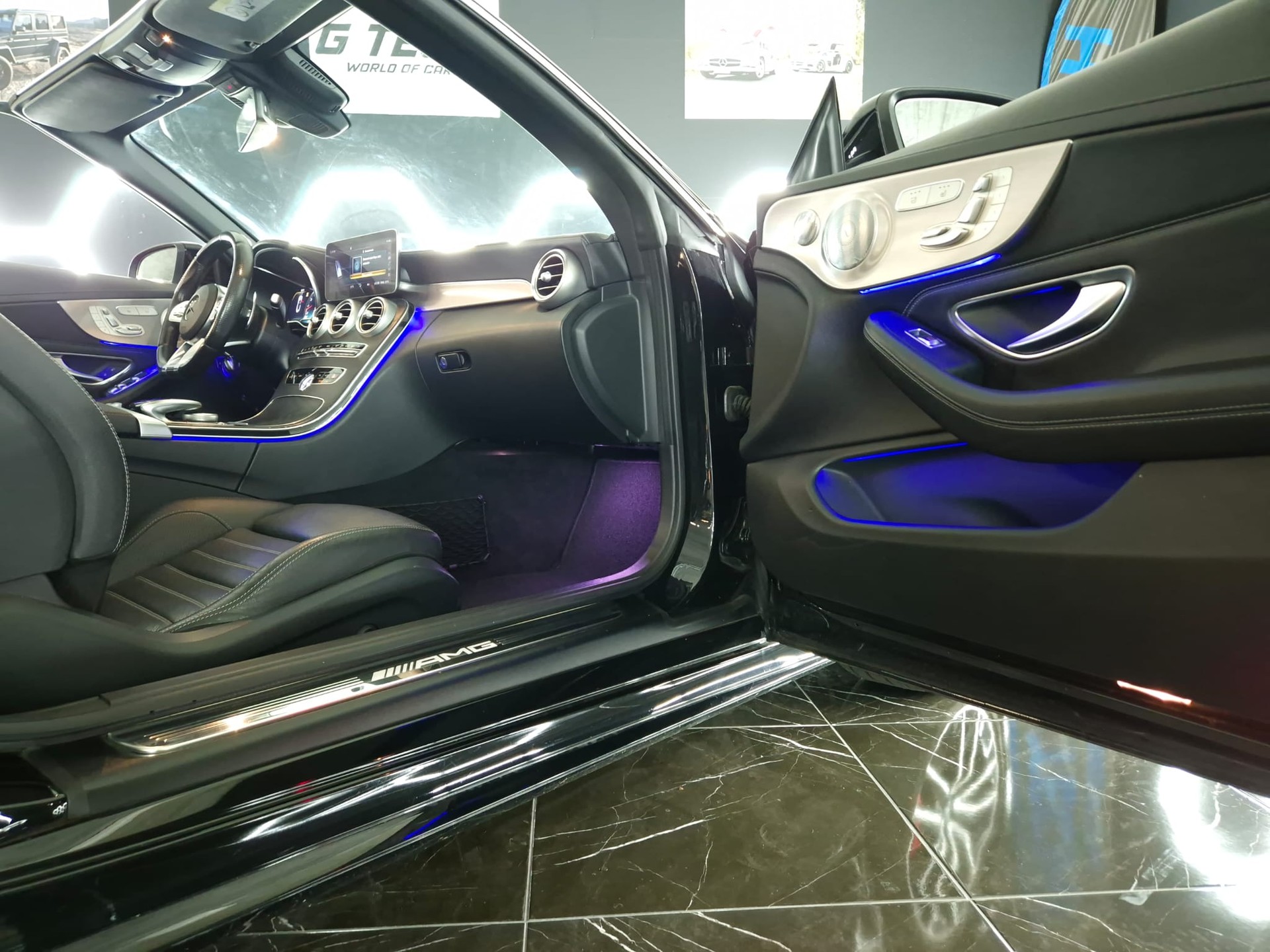 MERCEDES-BENZ C 43 Cabriolet AMG 4Matic 9G-Tronic-image-26