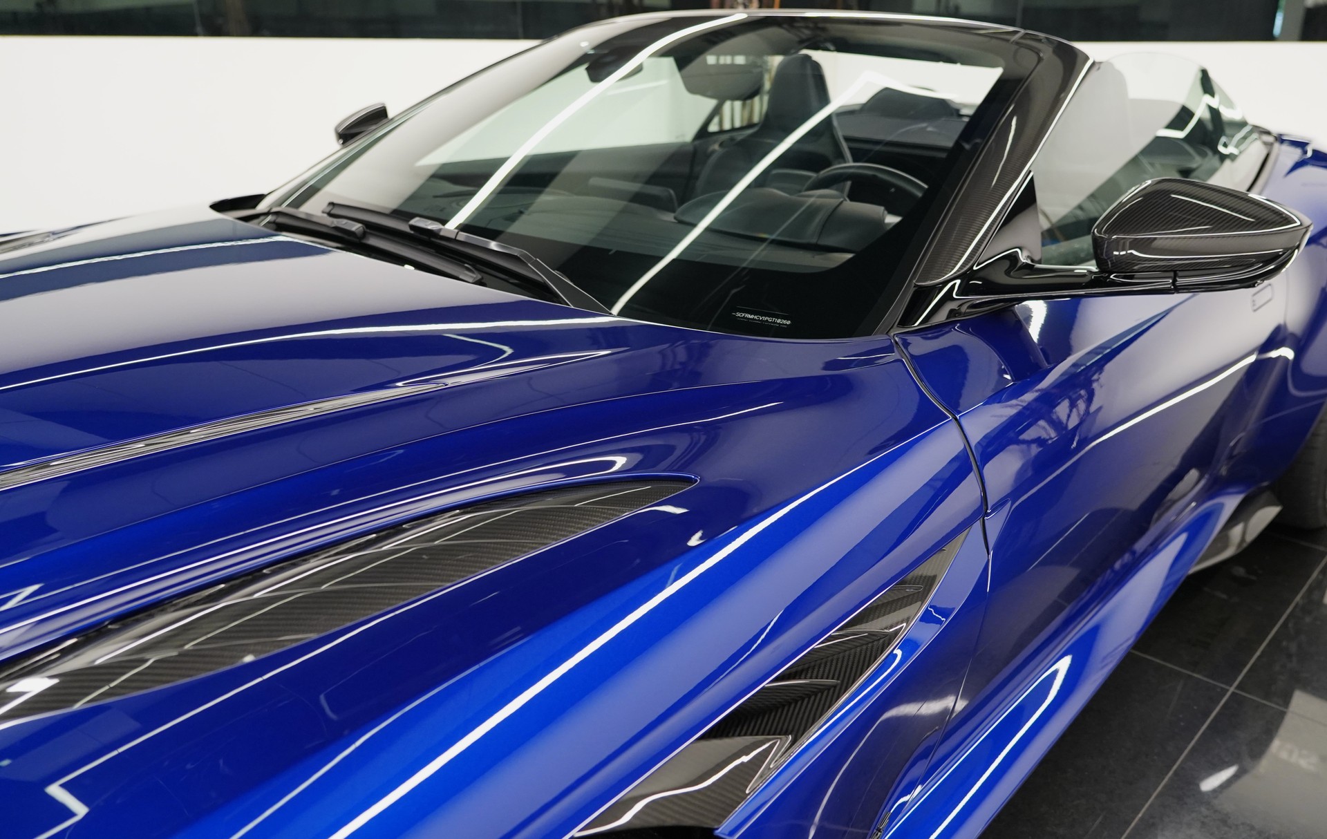 ASTON MARTIN DBS 770 Volante-image-6