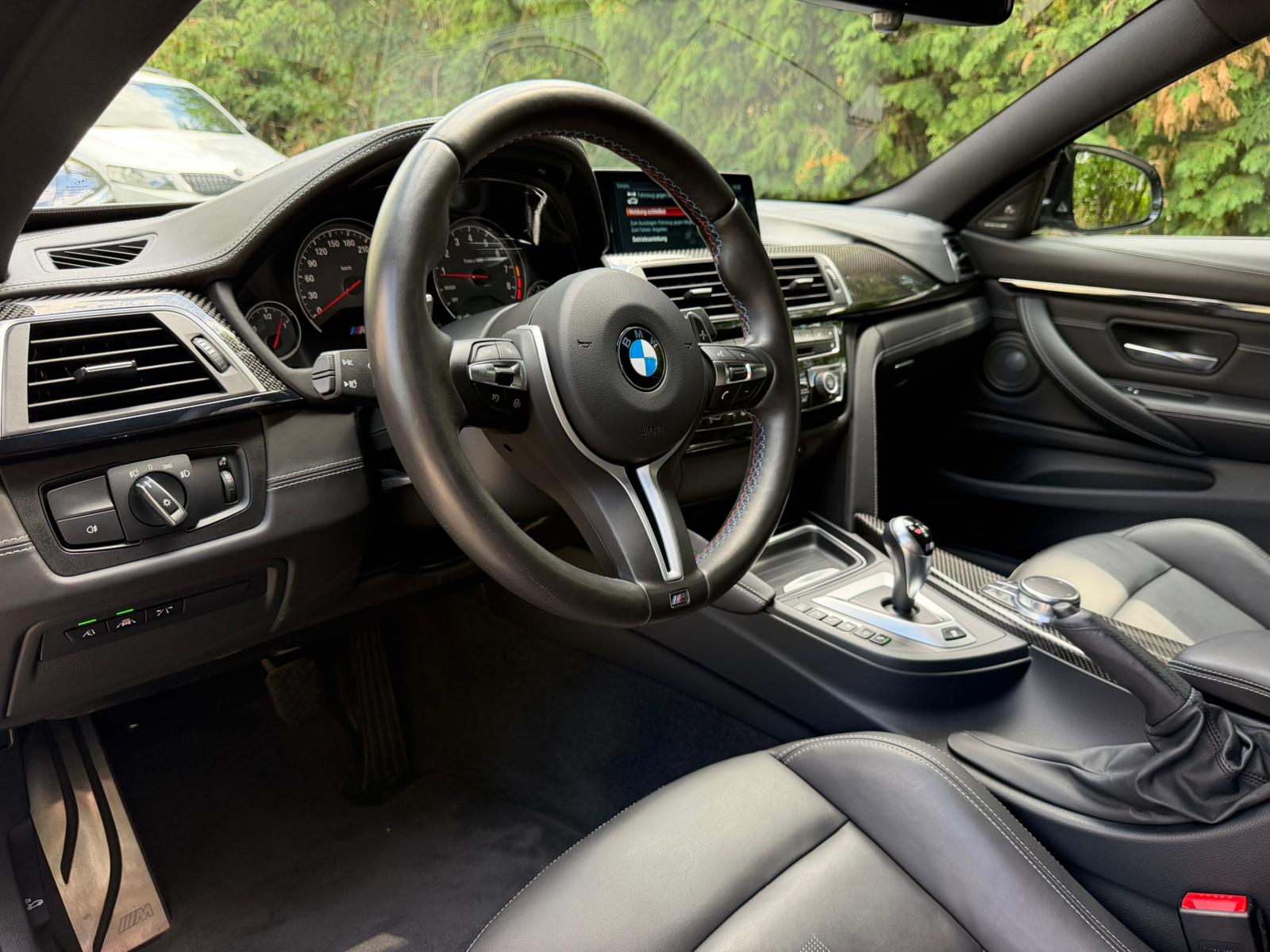 BMW M4 Coupé Competition DKG-image-10