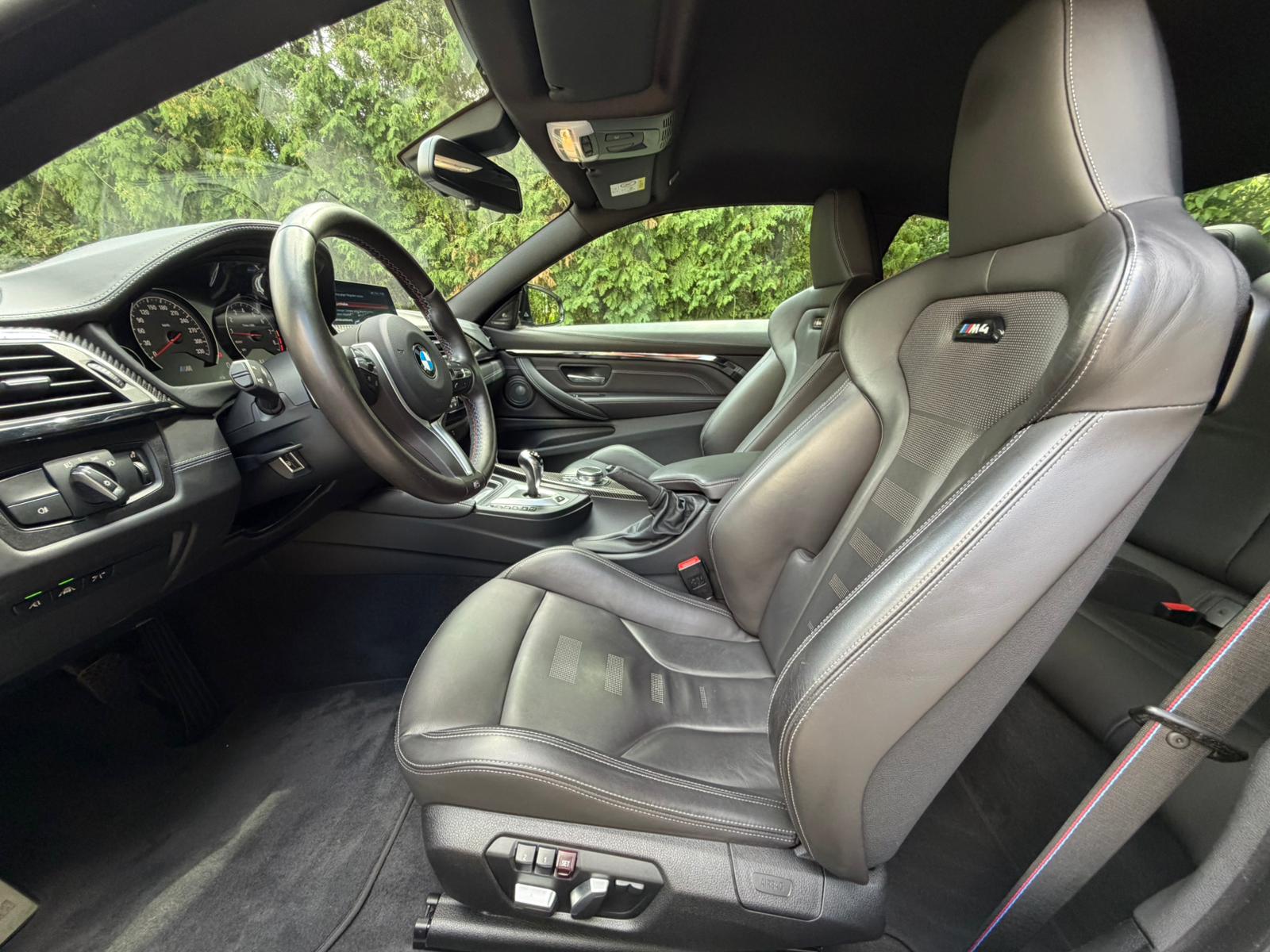 BMW M4 Coupé Competition DKG-image-9