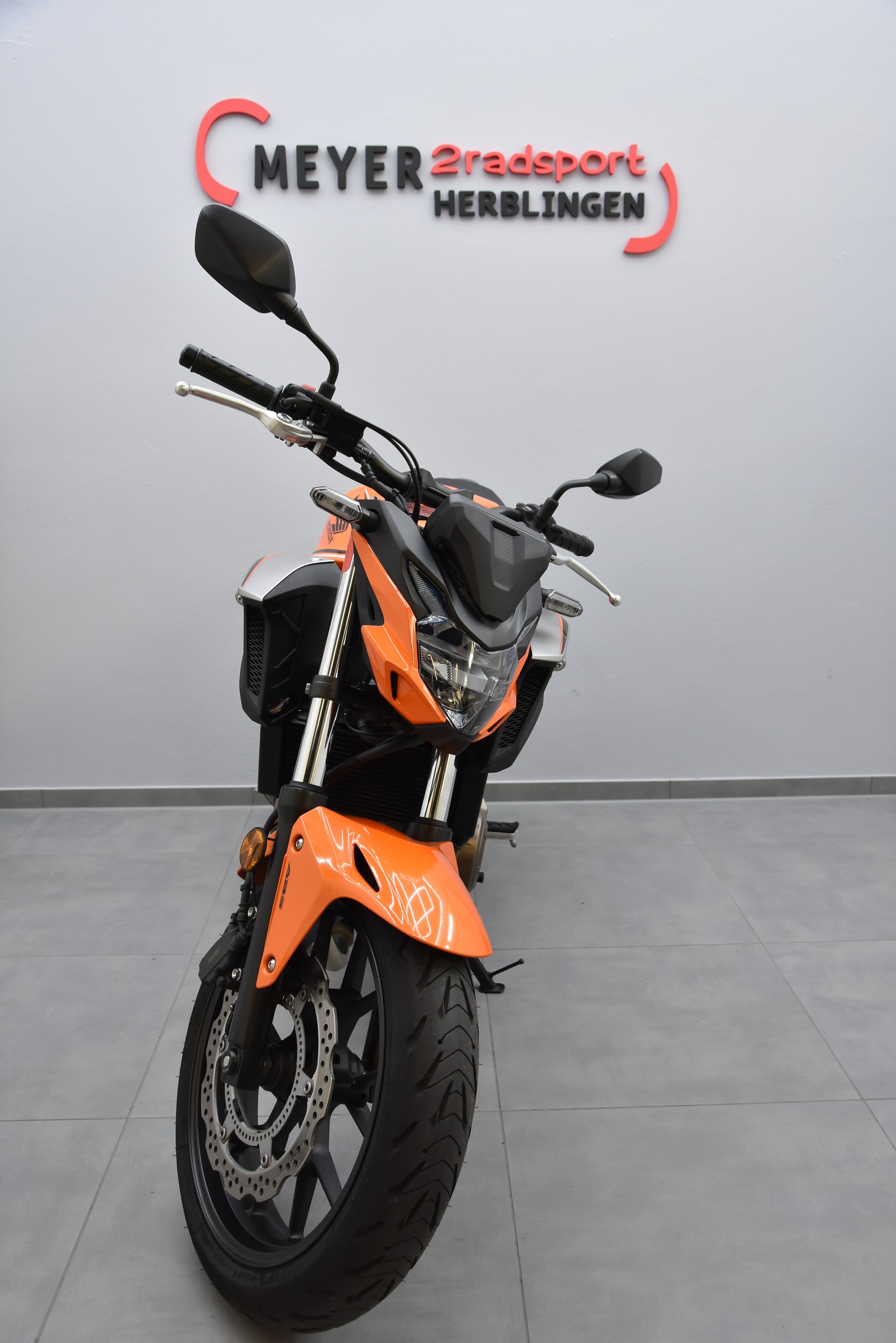 HONDA CB 500 F ABS-showroom-element-2