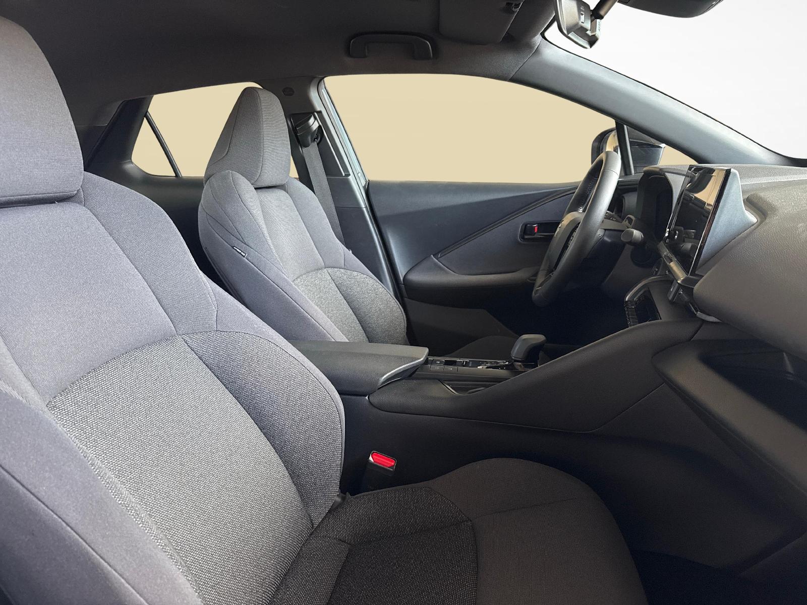 TOYOTA C-HR 1.8 HEV Comfort-image-9