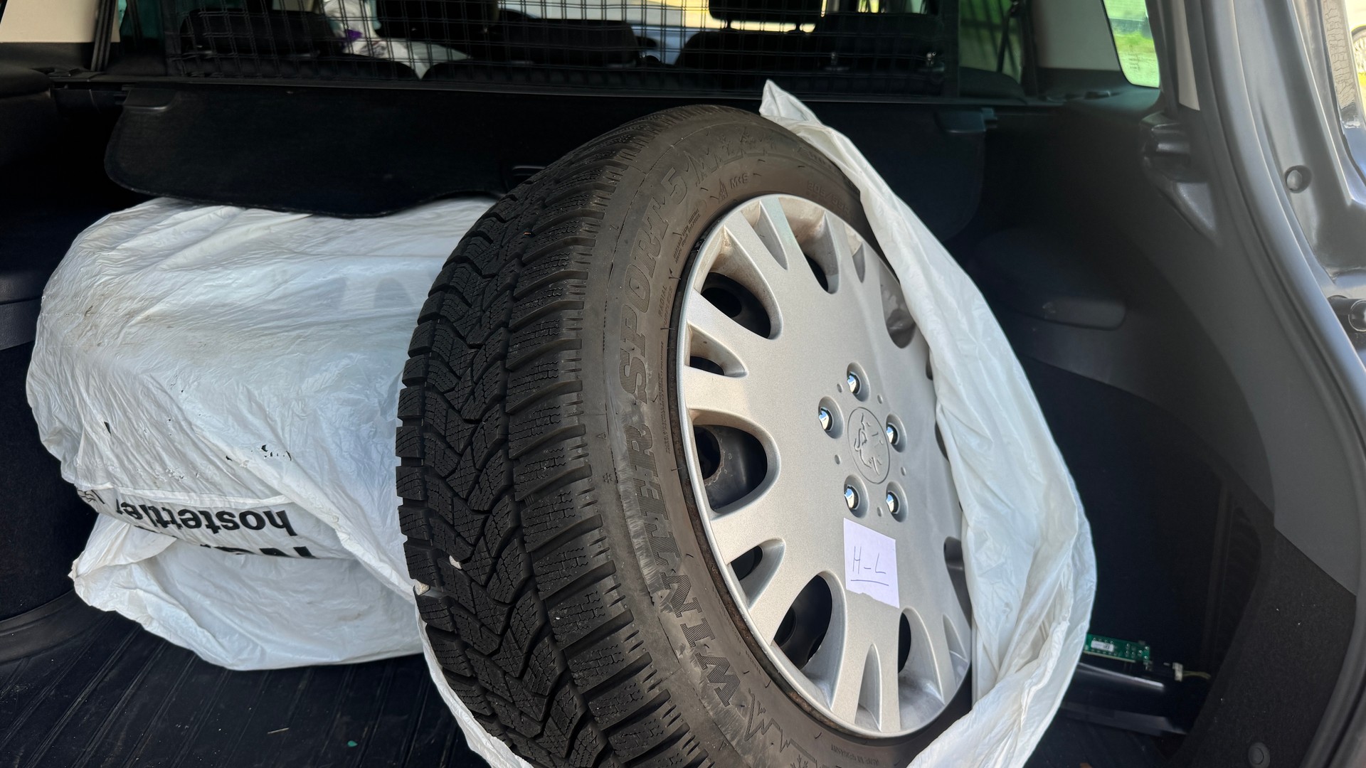 PEUGEOT 308 SW 1.6 16V Turbo-image-9