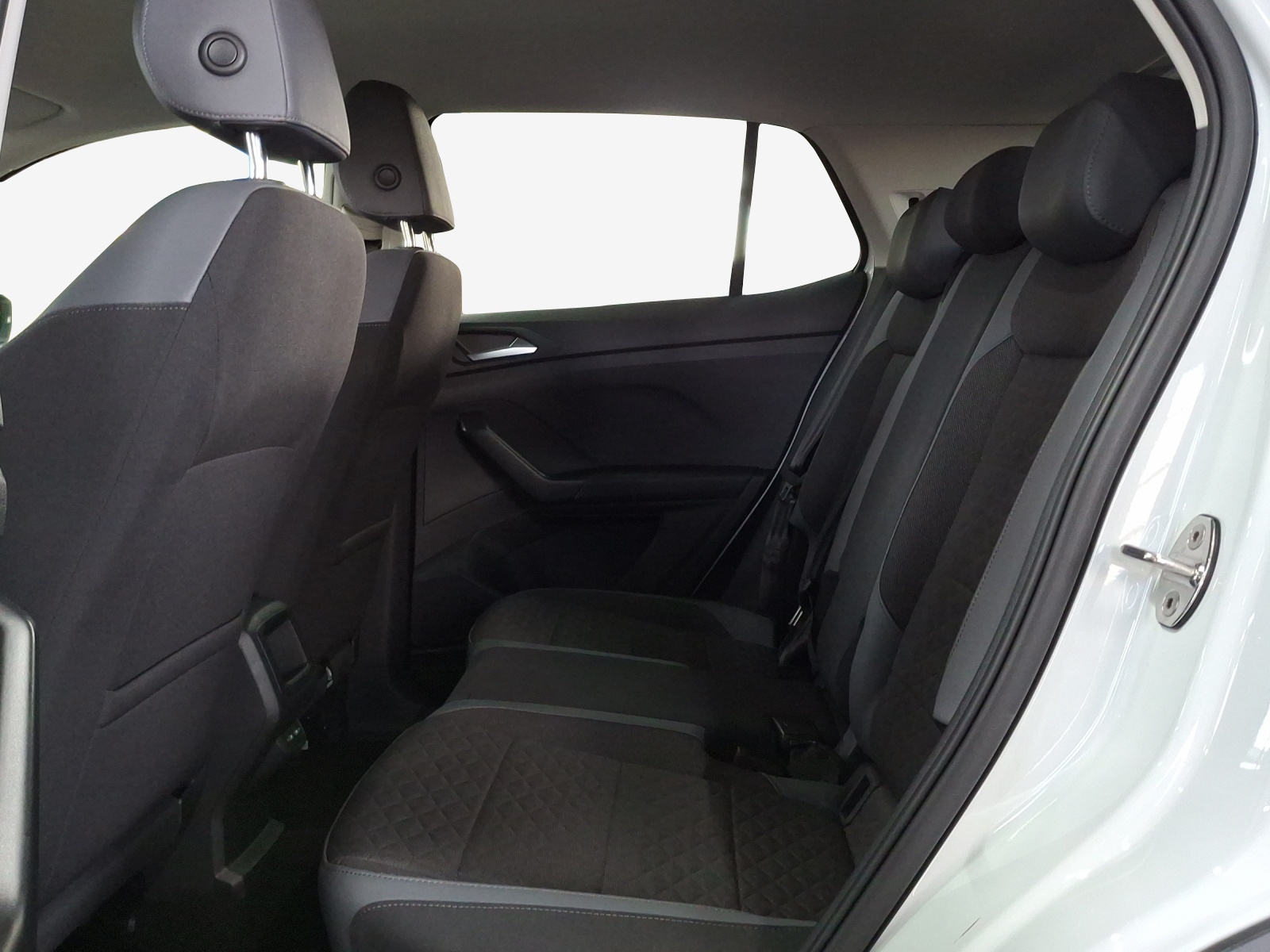VW T-Cross 1.0 TSI Style DSG-image-11