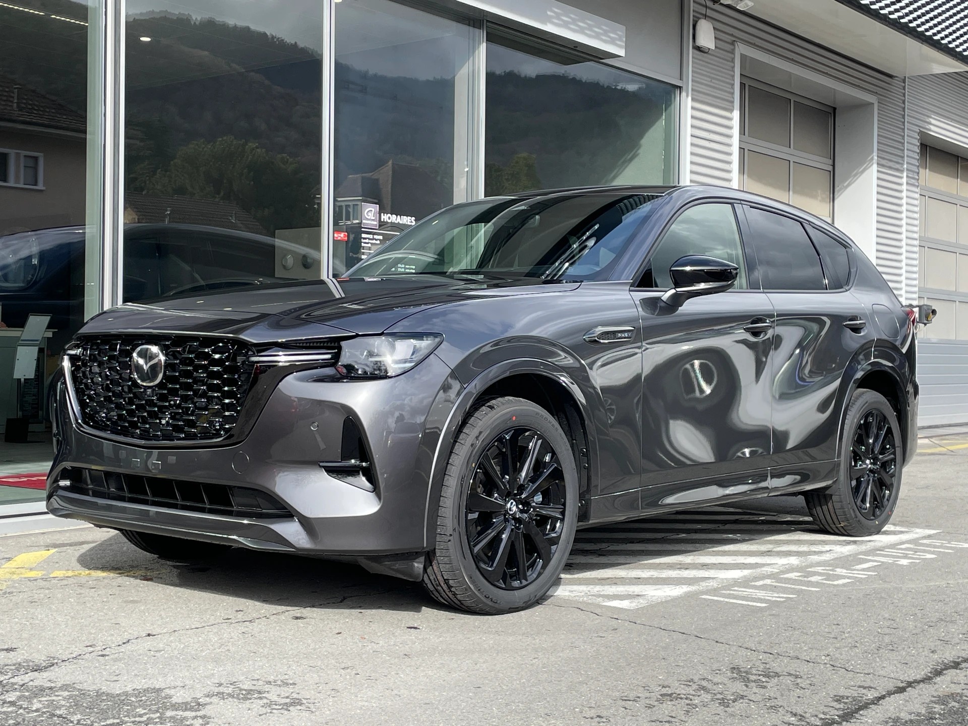 MAZDA CX-60 e-Skyactiv PHEV 327 AWD Homura-image-0