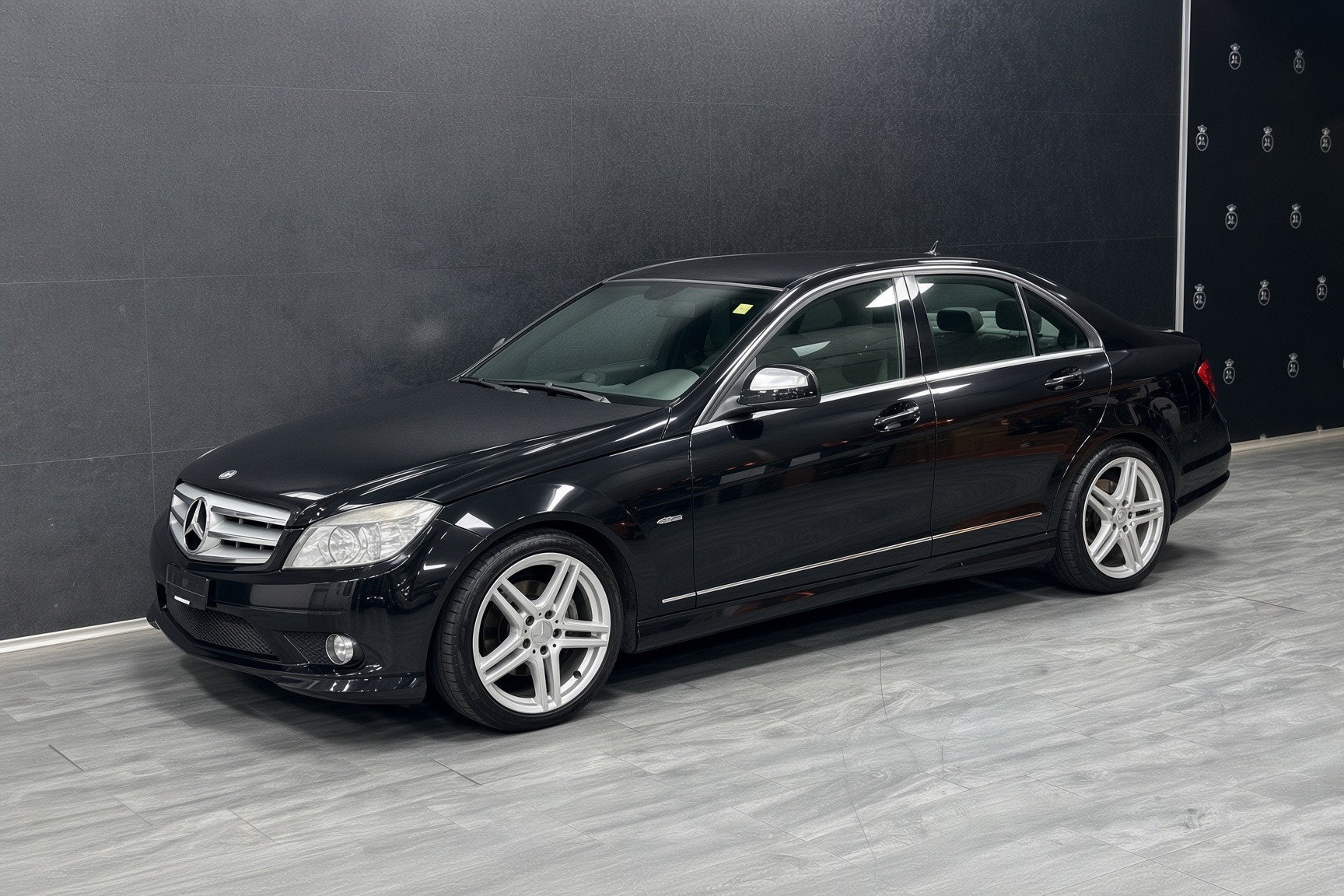 MERCEDES-BENZ C 180 Kompressor-image-0