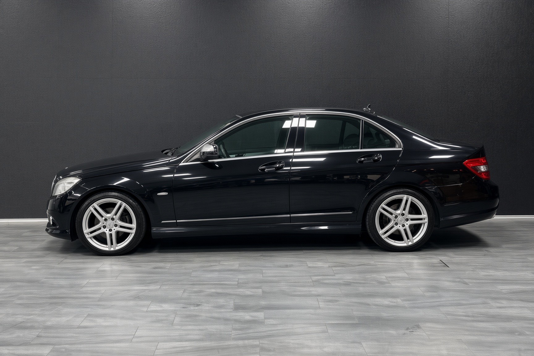 MERCEDES-BENZ C 180 Kompressor-image-3