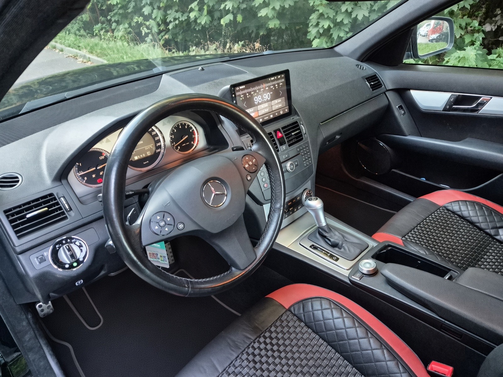 MERCEDES-BENZ C 180 Kompressor-image-1