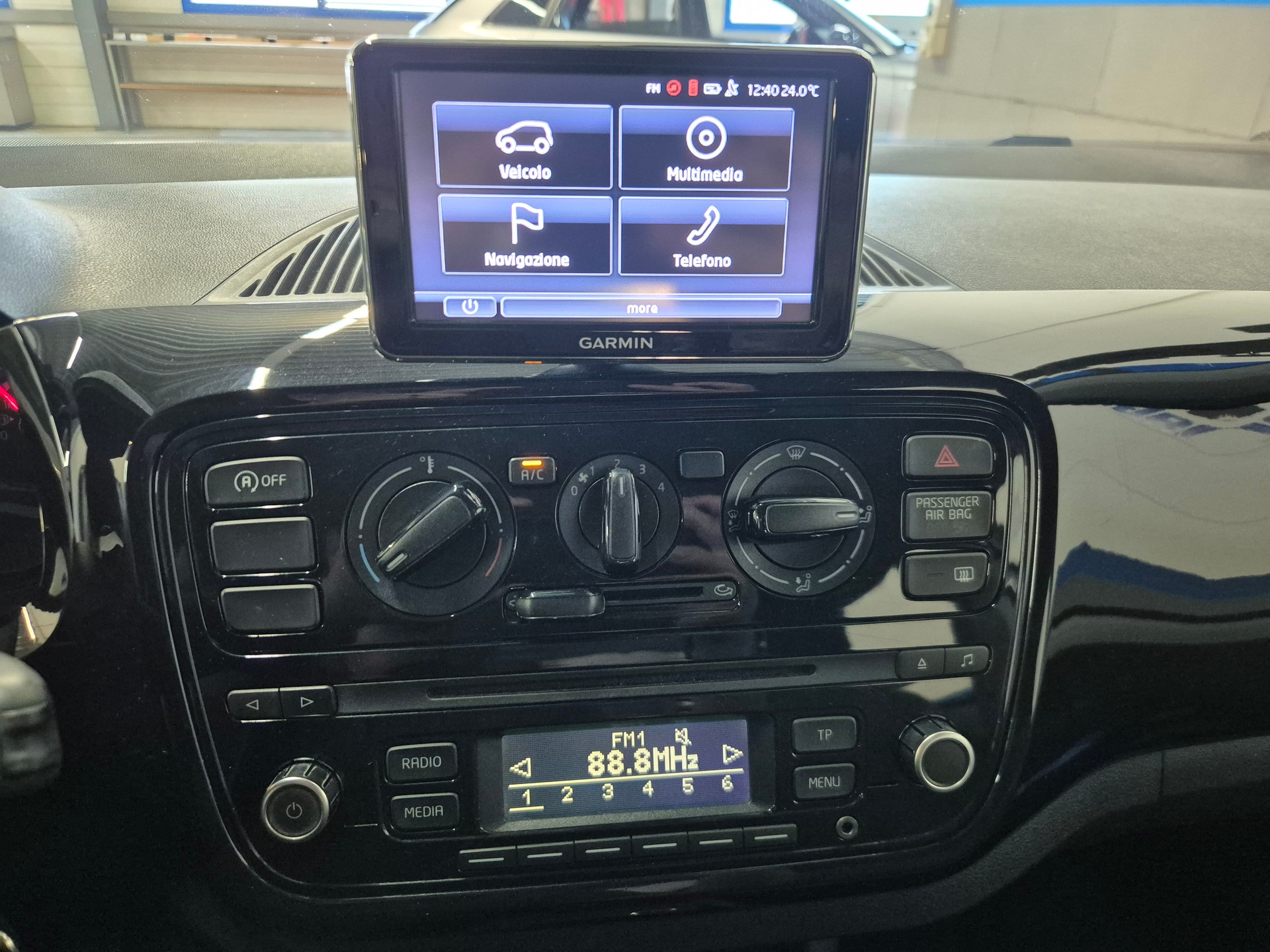 VW Up 1.0 BMT move up-image-9