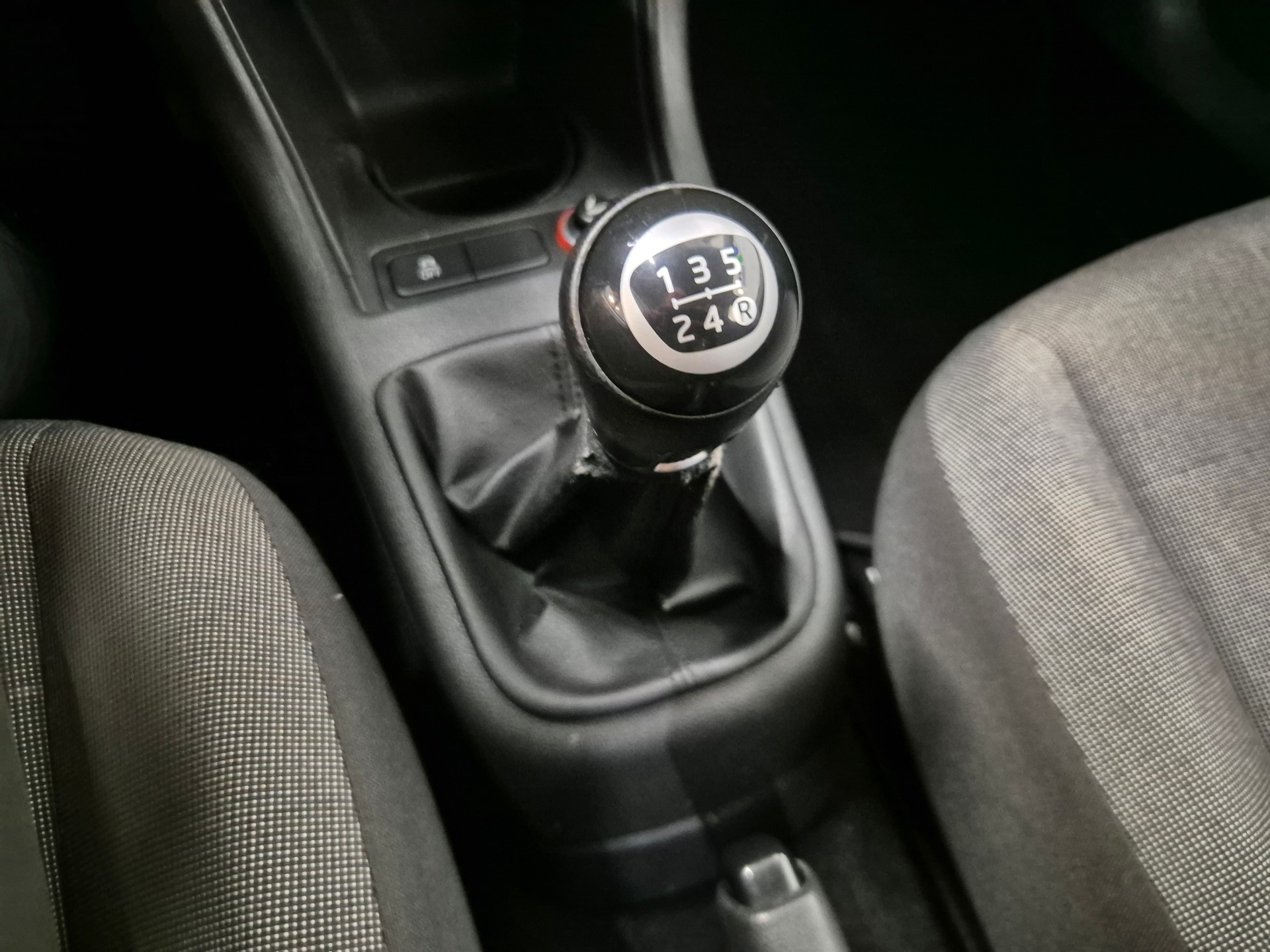 VW Up 1.0 BMT move up-image-10