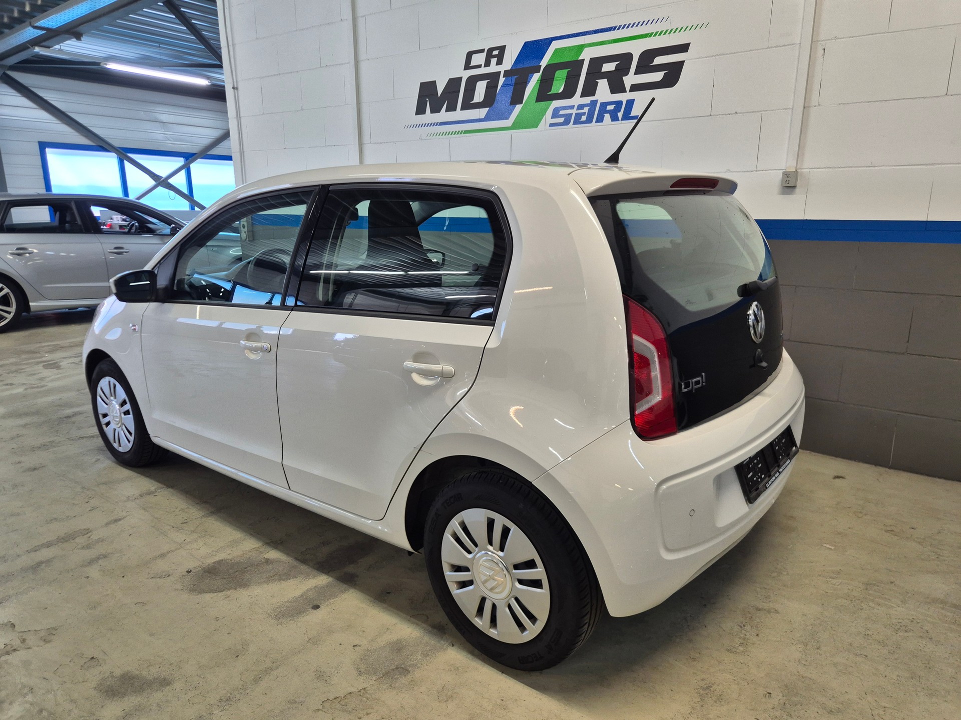 VW Up 1.0 BMT move up-image-4