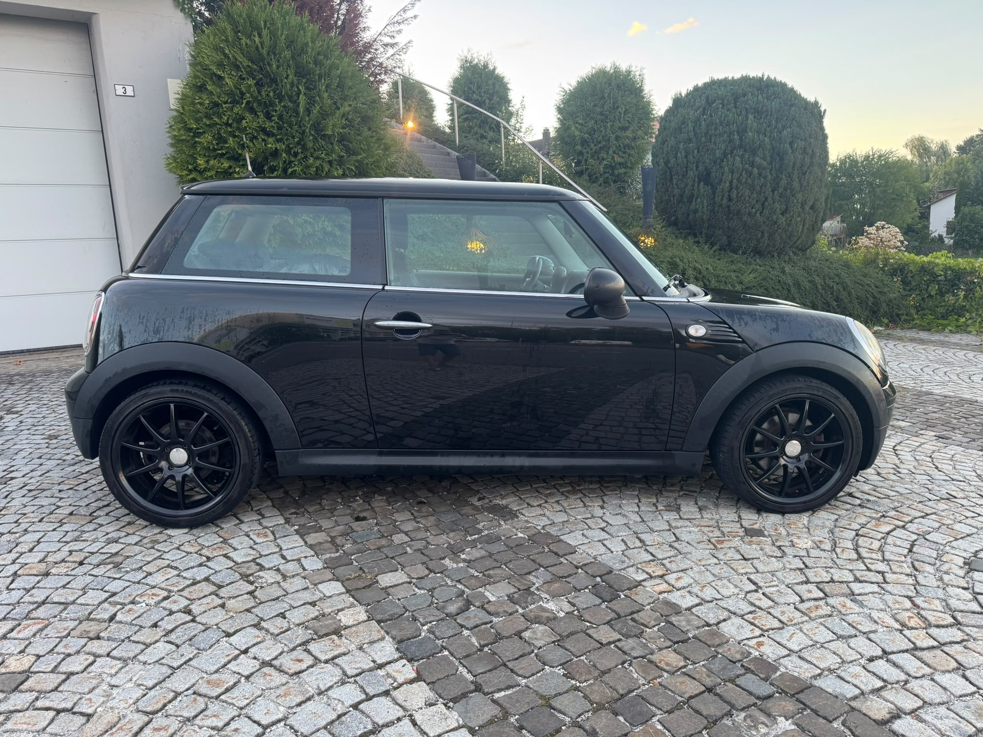 MINI One-image-8