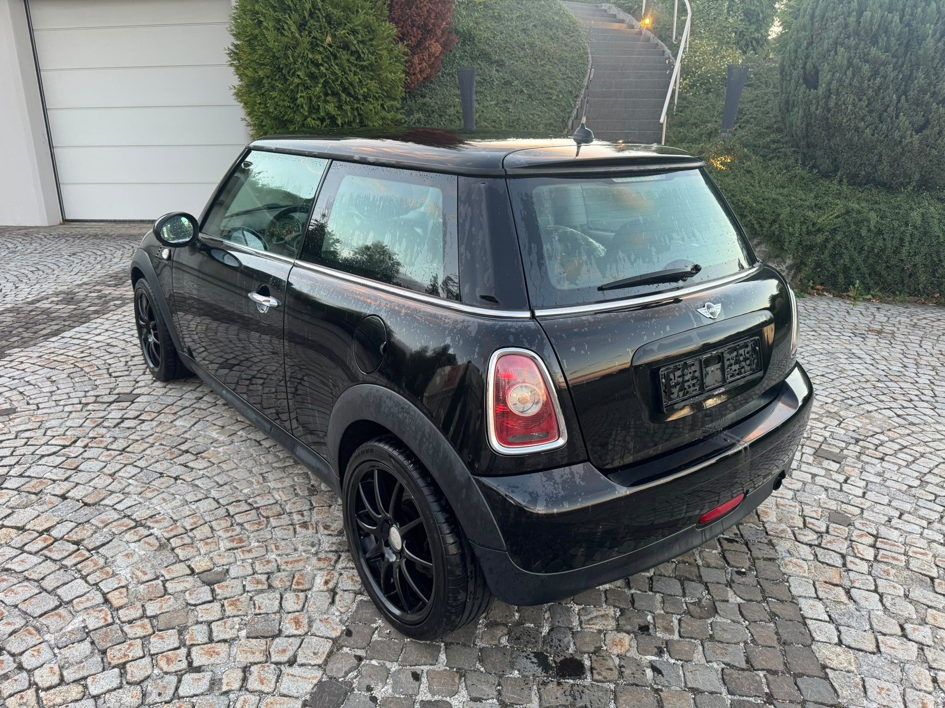 MINI One-image-4