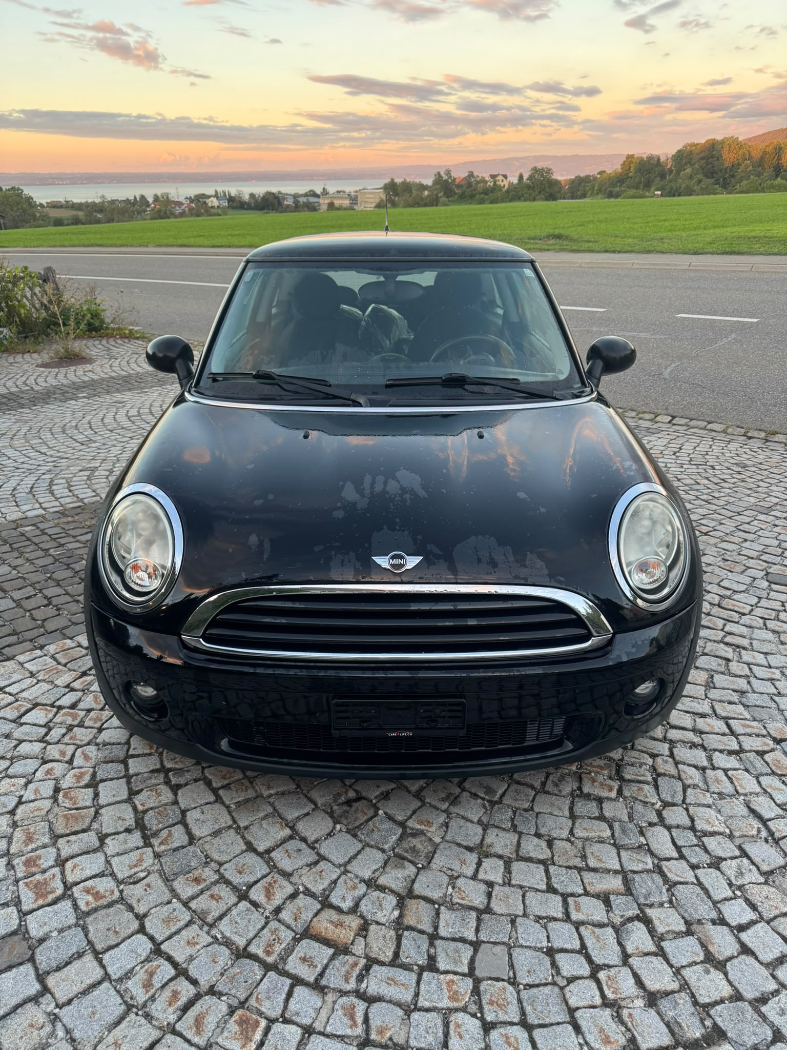 MINI One-image-1