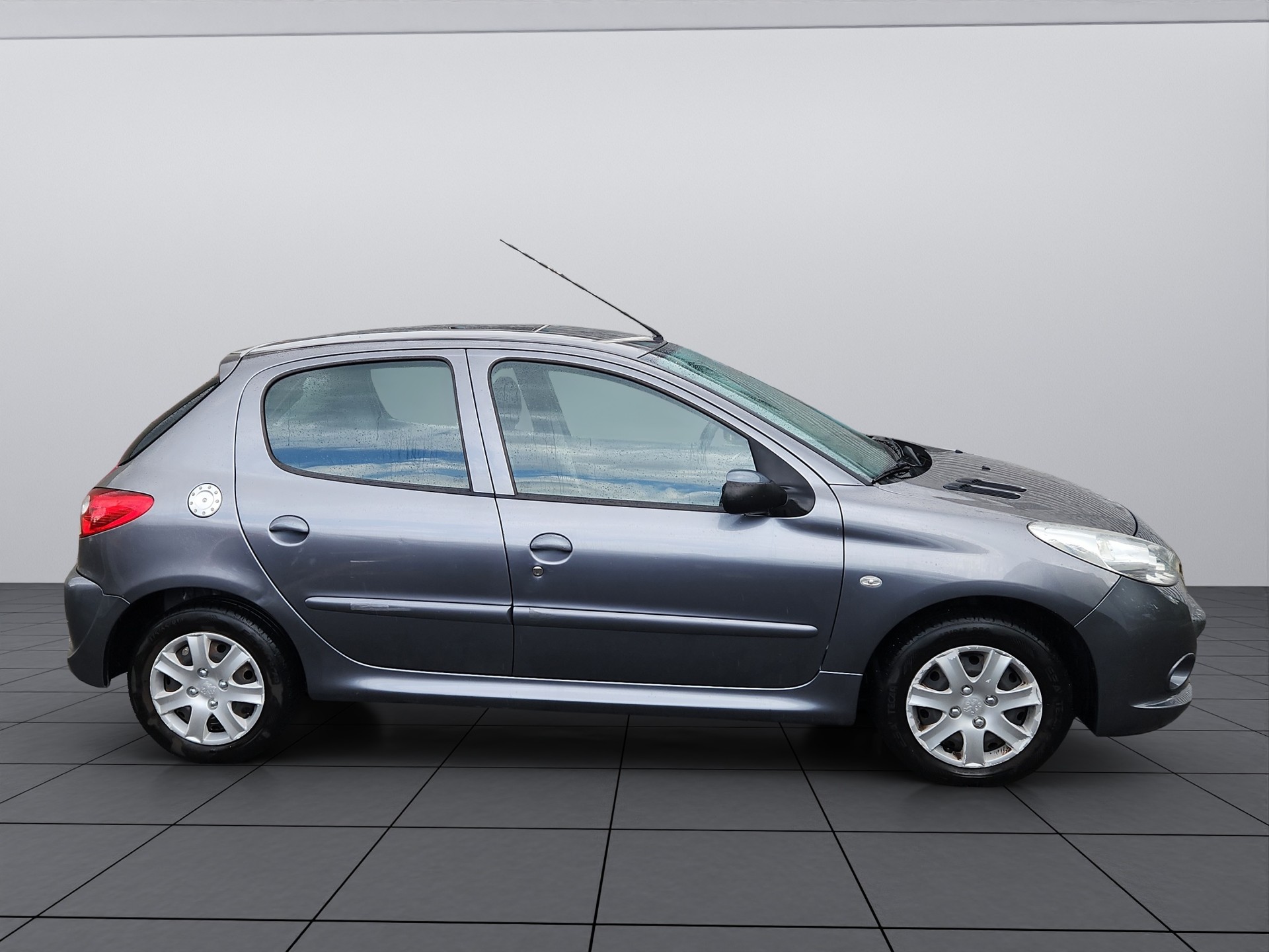 PEUGEOT 206+ 1.4 Trendy-image-6