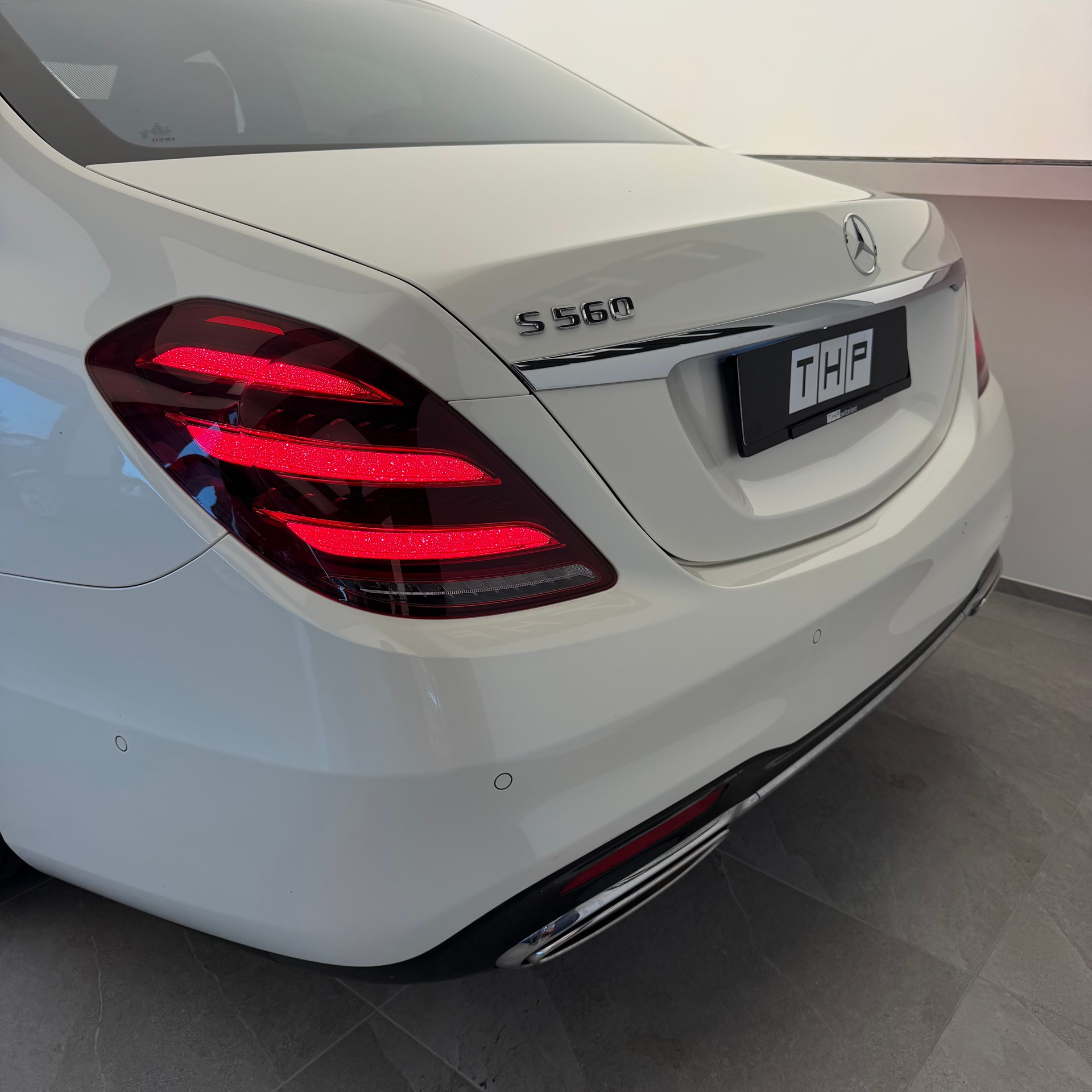 MERCEDES-BENZ S 560 9G-Tronic-image-5