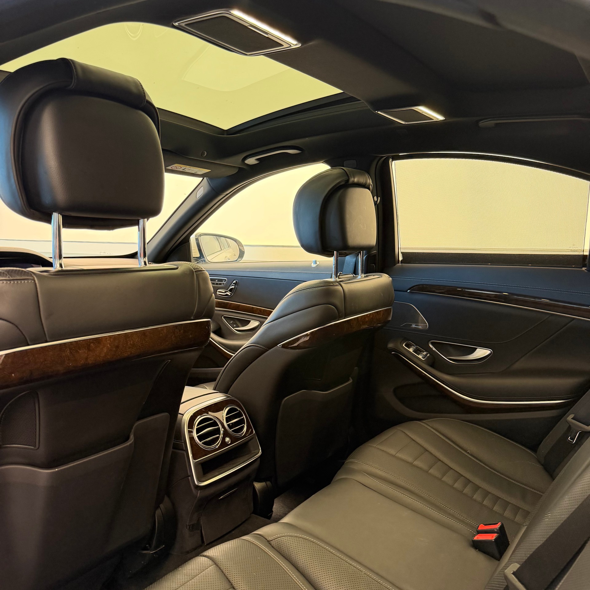MERCEDES-BENZ S 560 9G-Tronic-image-15