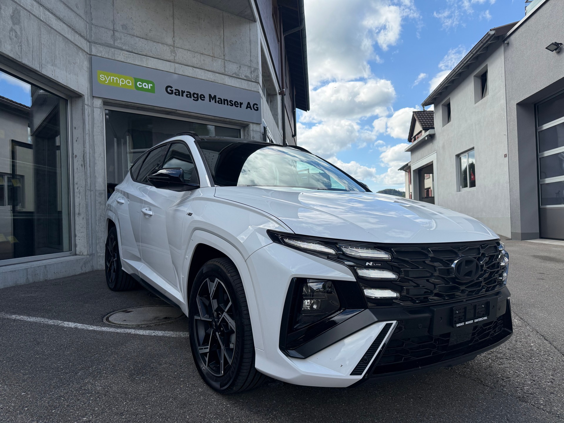 HYUNDAI HYUNDAI Tucson 1.6 TGDI PHEV N‐Line Black 4WD 288PS-image-0