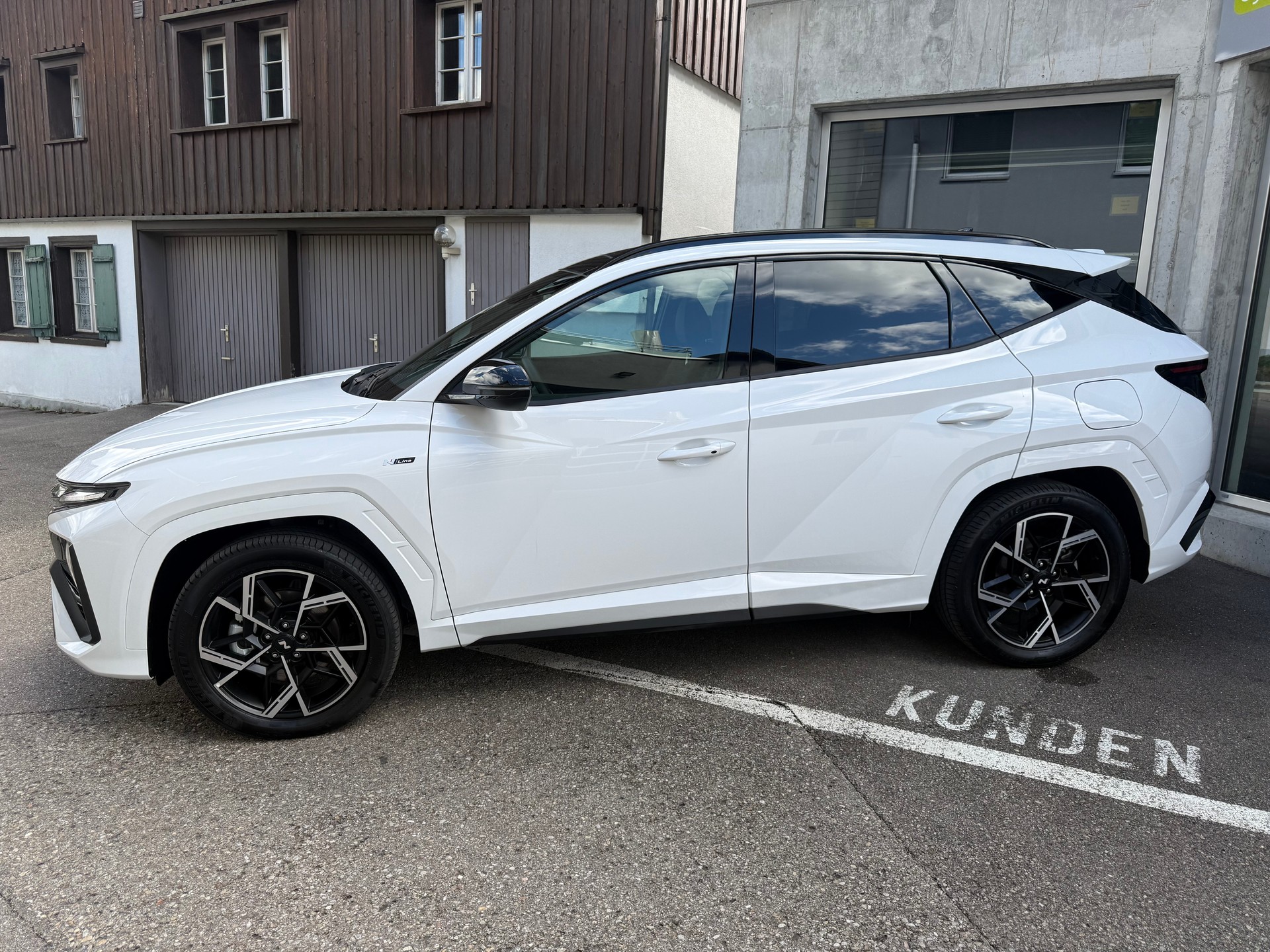 HYUNDAI HYUNDAI Tucson 1.6 TGDI PHEV N‐Line Black 4WD 288PS-image-2