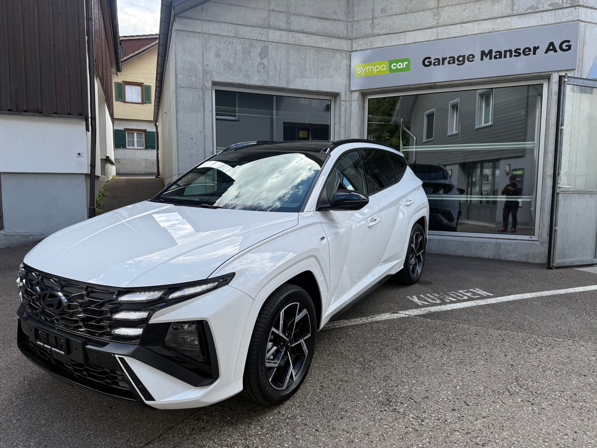 HYUNDAI HYUNDAI Tucson 1.6 TGDI PHEV N‐Line Black 4WD 288PS-image-1