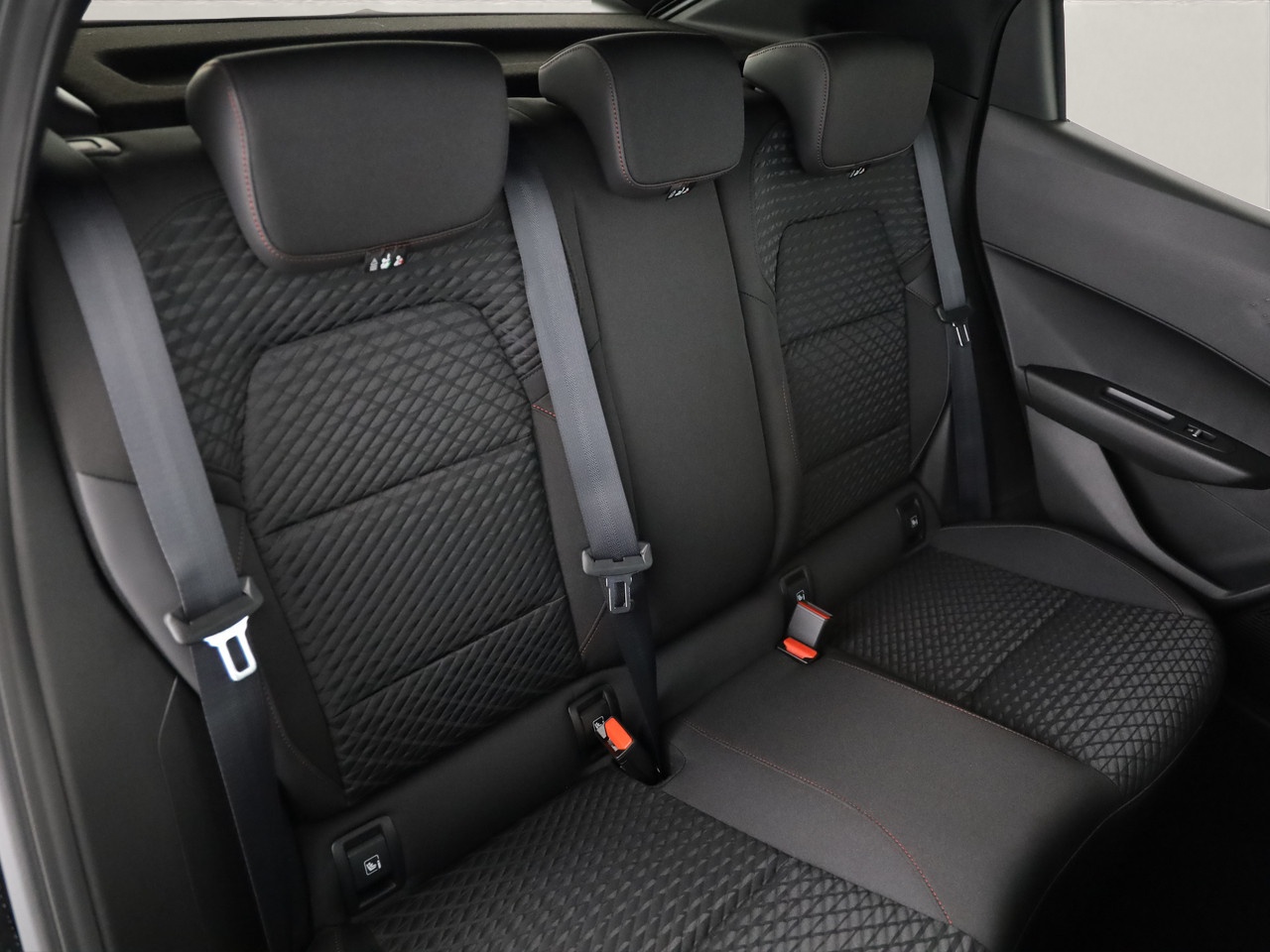 RENAULT Clio 1.8 E-Tech techno Ersatzwagen-image-7