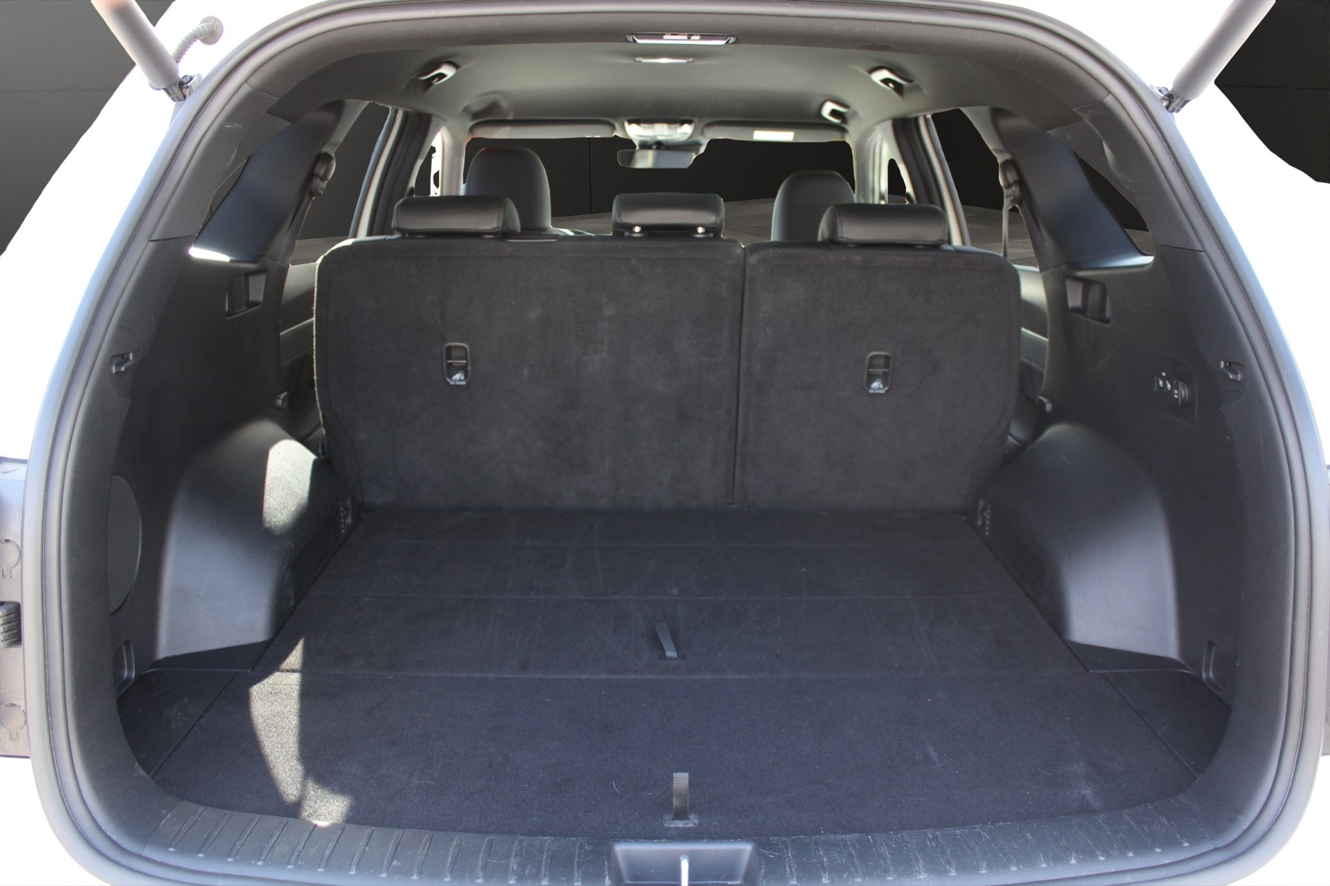 KIA Sorento 1.6 T-GDi Hybrid Style-image-12