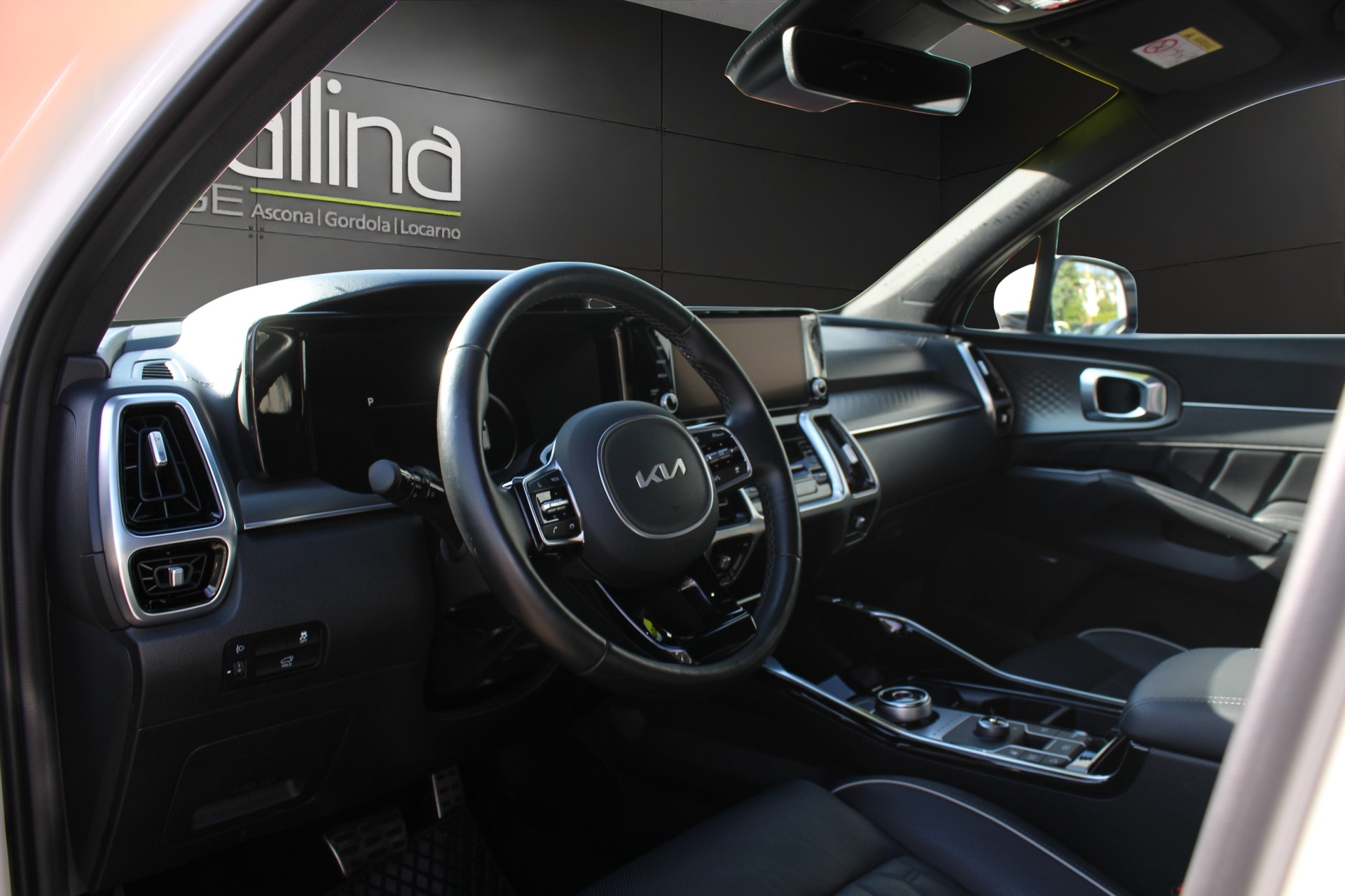 KIA Sorento 1.6 T-GDi Hybrid Style-image-8