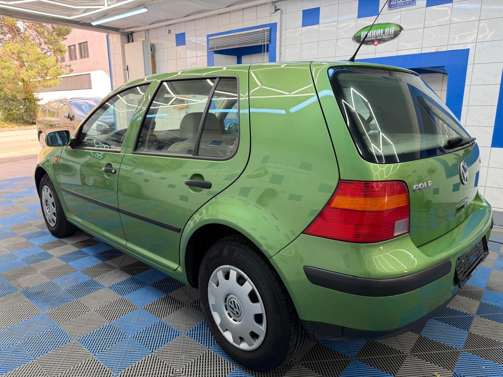 VW Golf 1.6-image-3