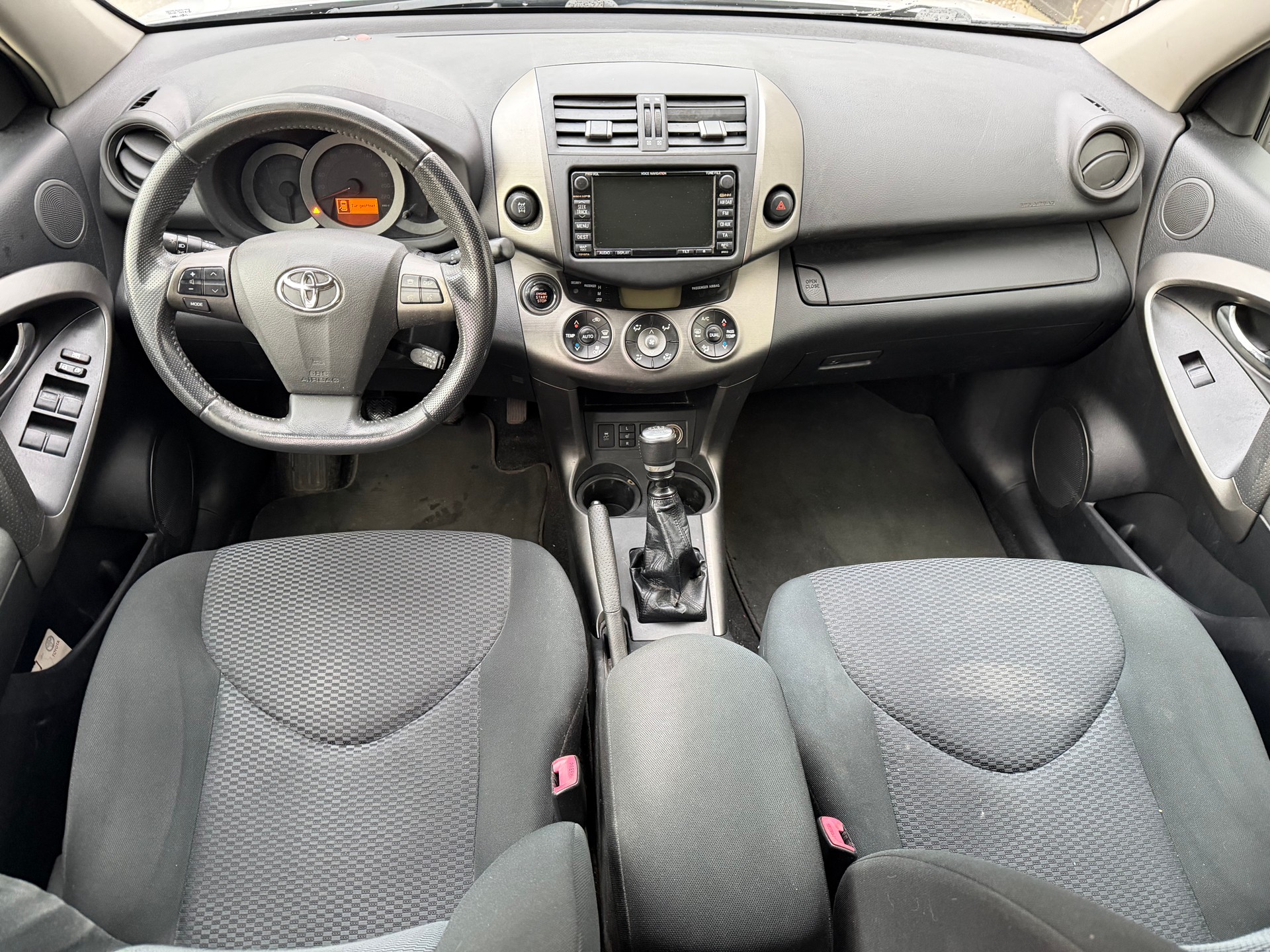 TOYOTA RAV-4 2.0 16V Linea Luna-image-6