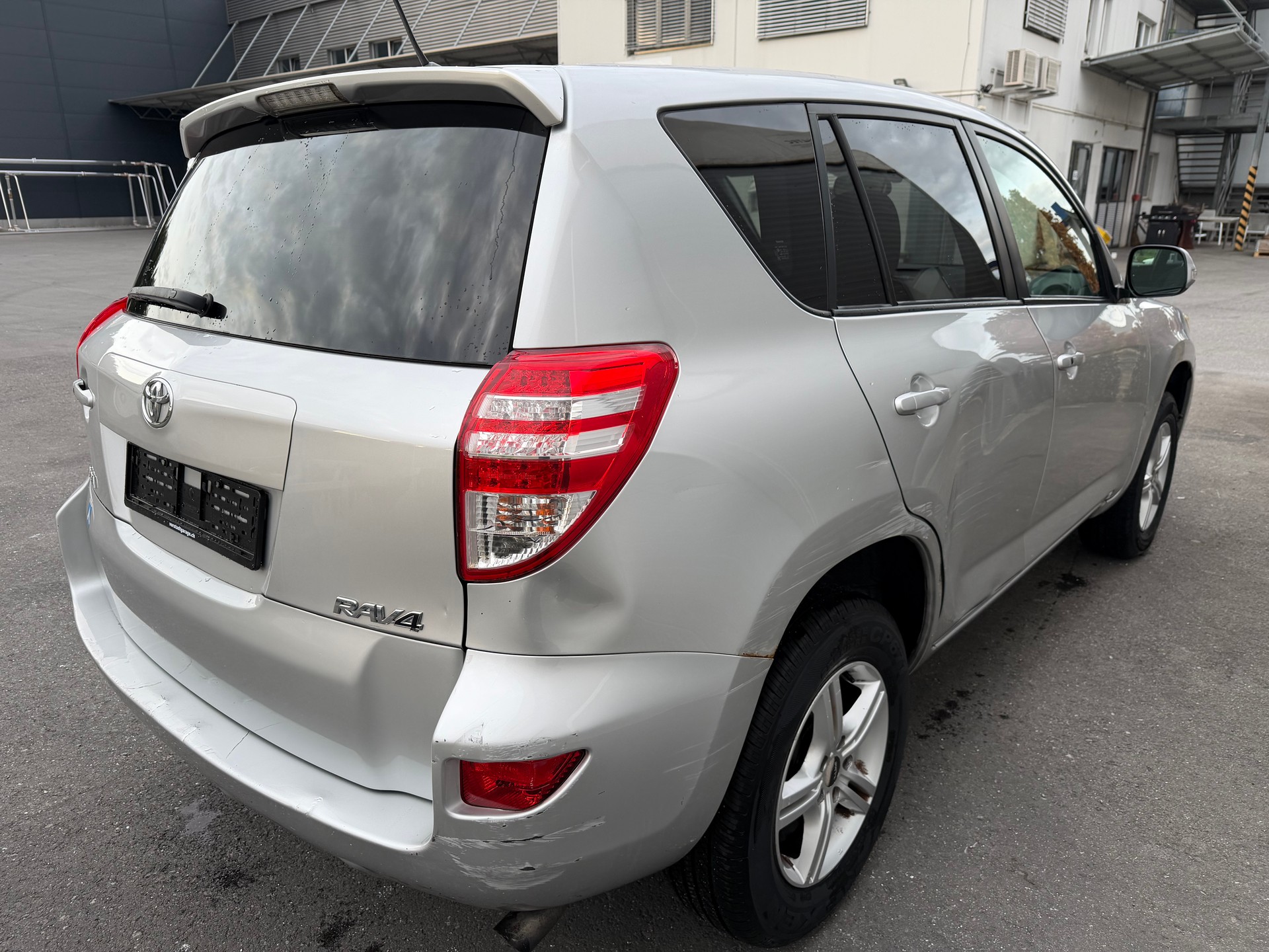 TOYOTA RAV-4 2.0 16V Linea Luna-image-2