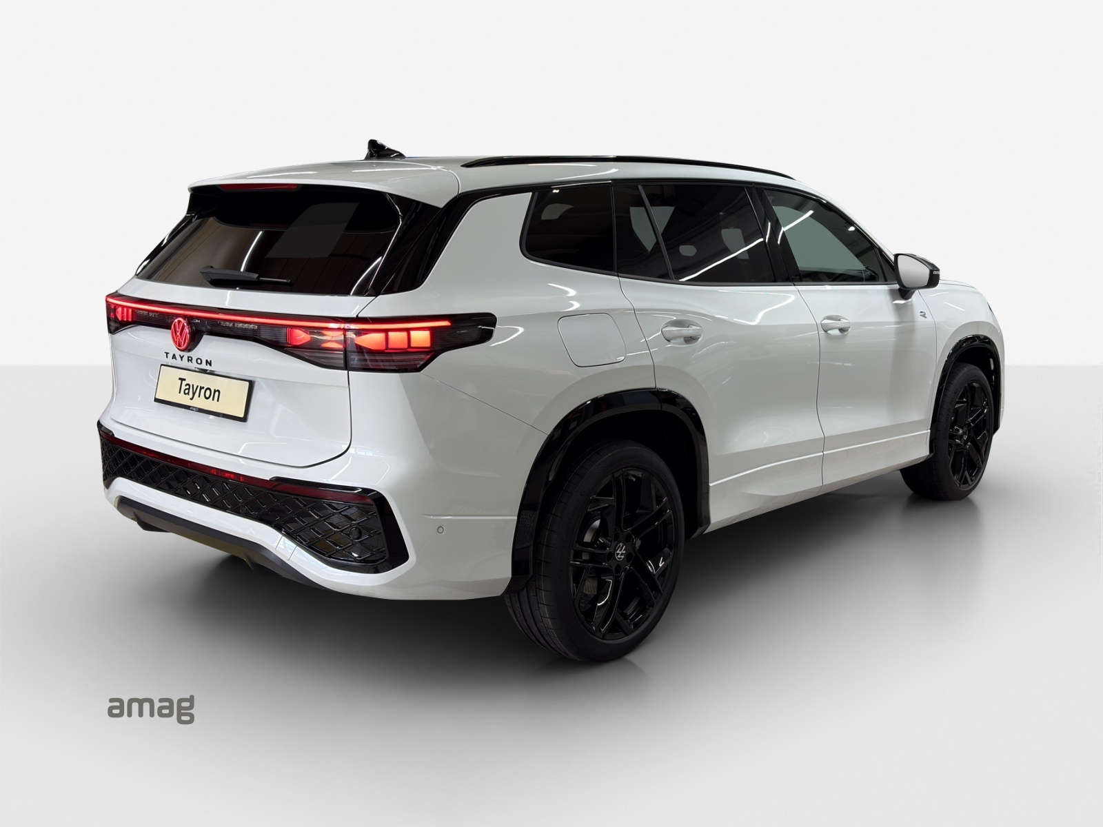 VW Tayron 2.0 TSI R-Line Plus DSG 4Motion-image-4