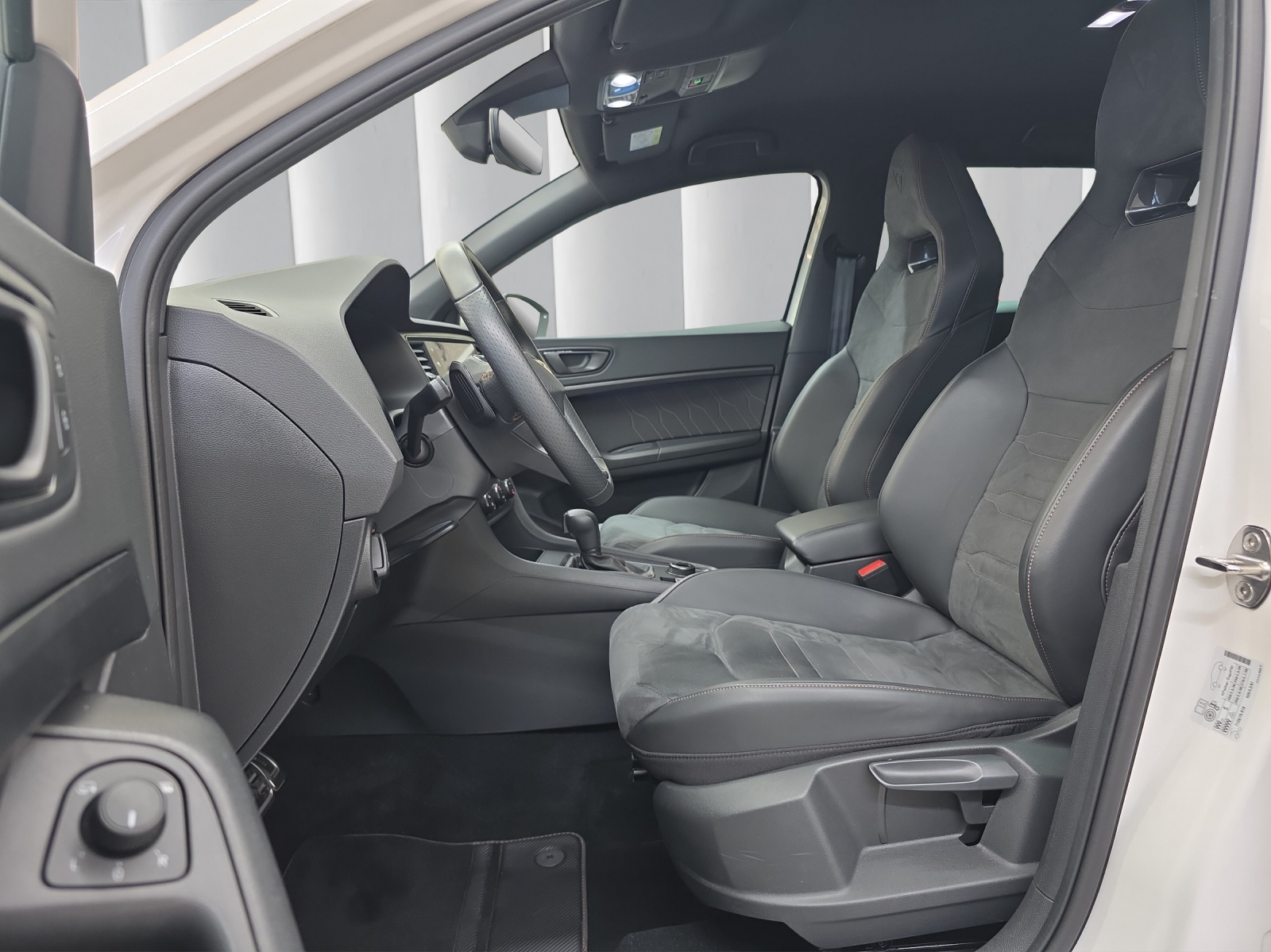 CUPRA Ateca 2.0 TSI Inicio 4Drive DSG-image-10