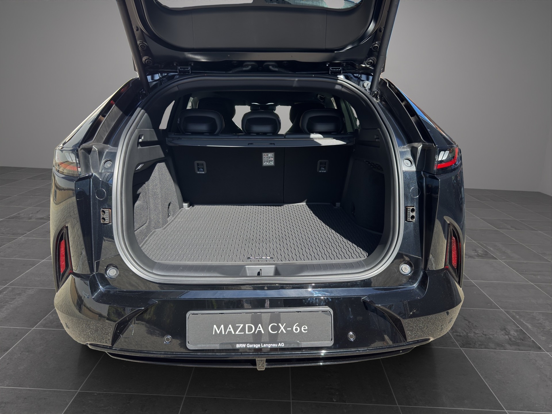 MAZDA CX-6e 68,8 kWh Takumi-image-12