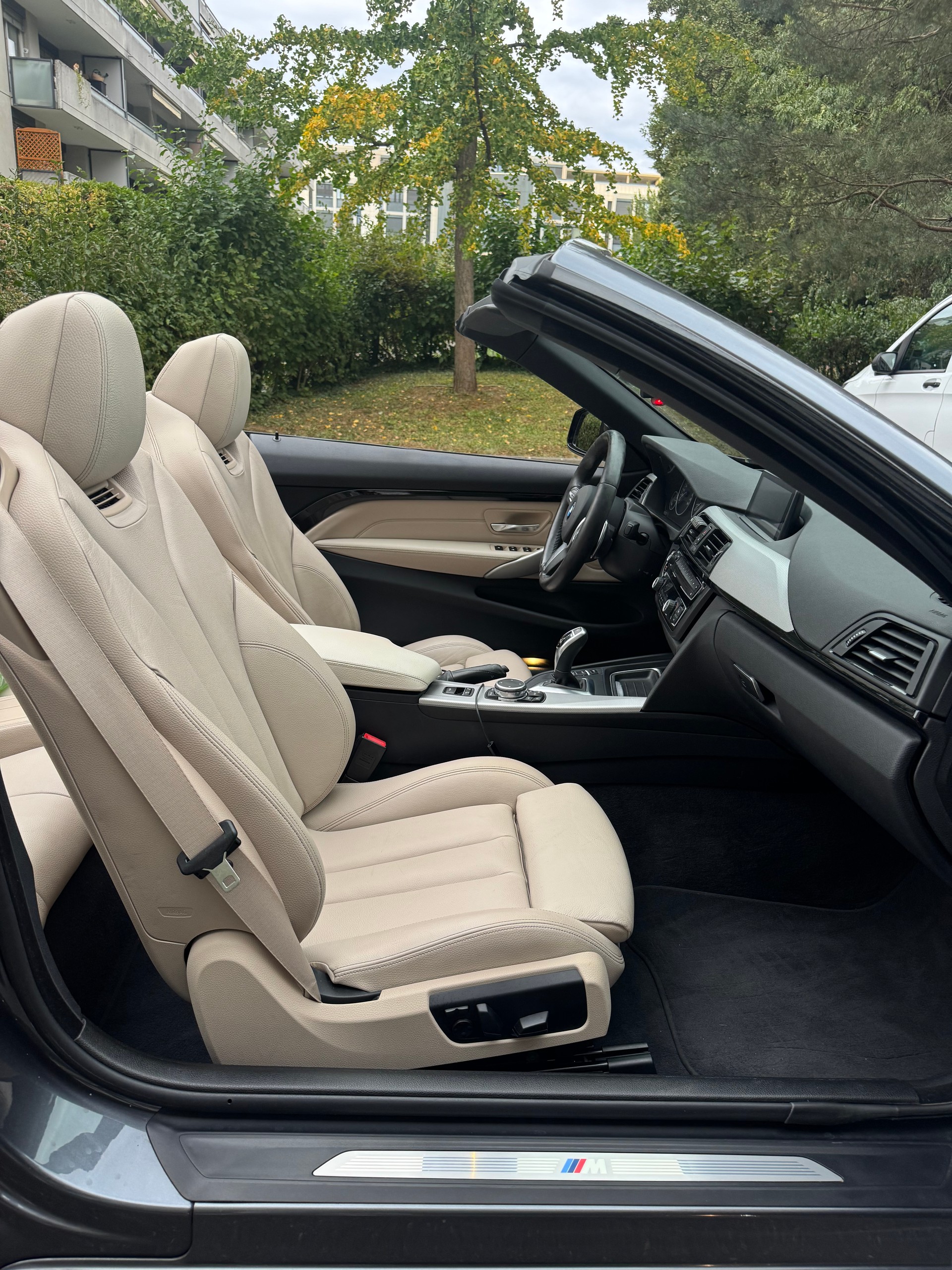 BMW 435d Cabriolet xDrive M SPORT Steptronic-image-11