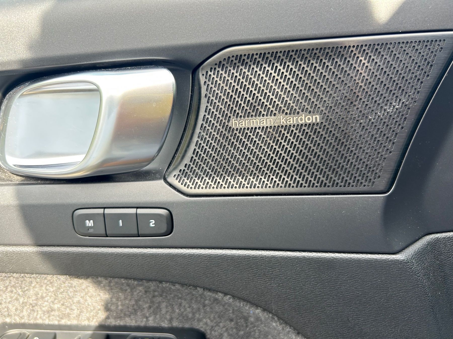 VOLVO 2.0 B3 MH Plus Bright-image-5