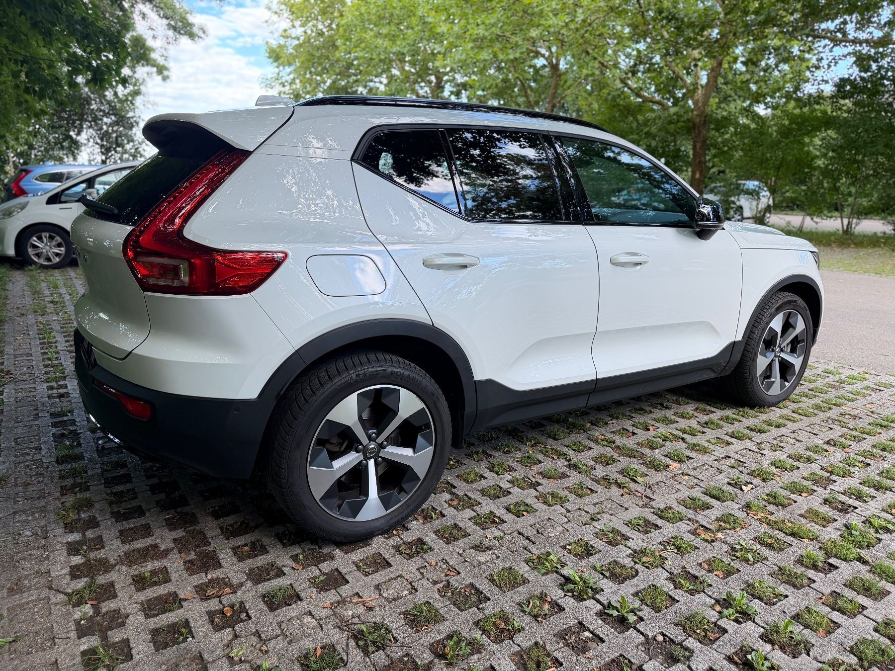 VOLVO 2.0 B3 MH Plus Bright-image-2