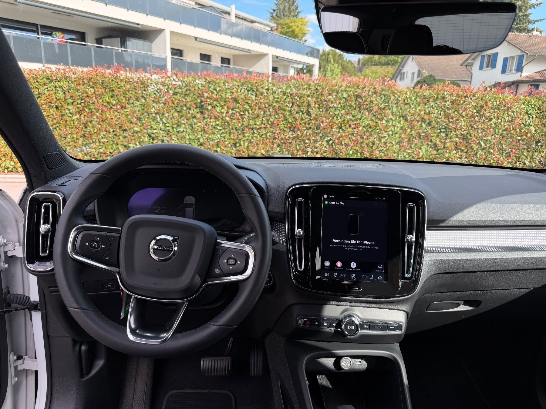 VOLVO 2.0 B3 MH Plus Bright-image-4