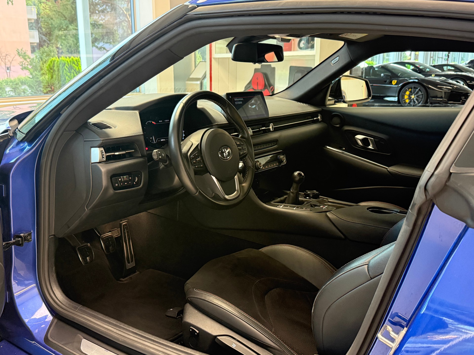 TOYOTA Supra GR 3.0i Turbo Premium-image-9