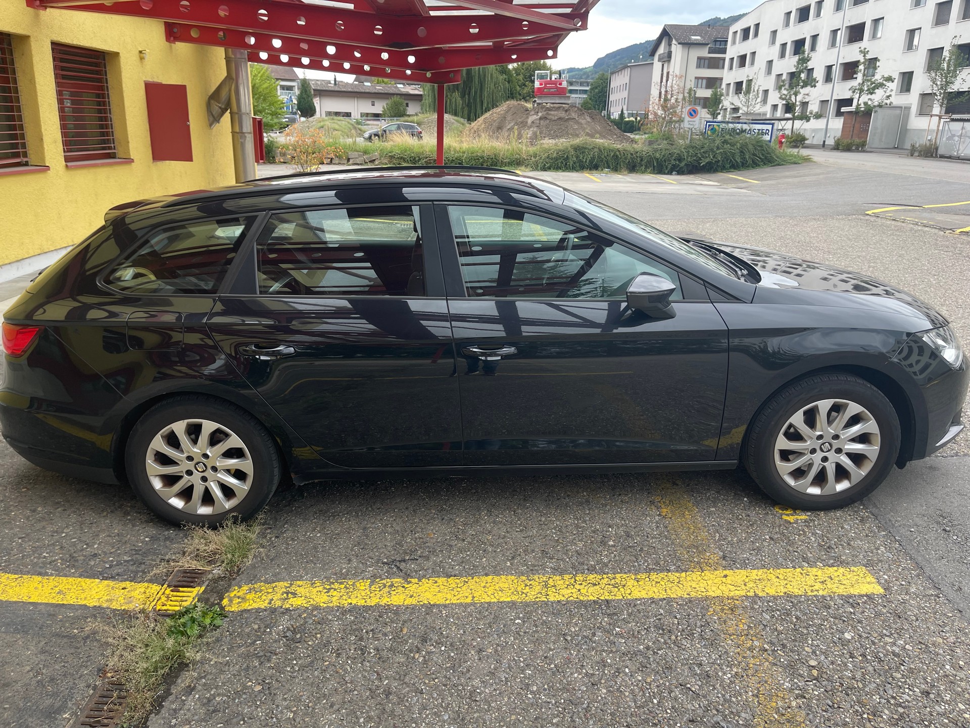 SEAT Leon ST 1.4 TSI Style-image-8