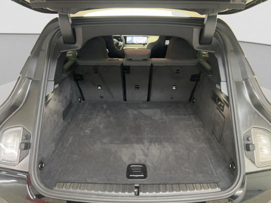 BMW iX xDrive60 M Sport Pro-image-12