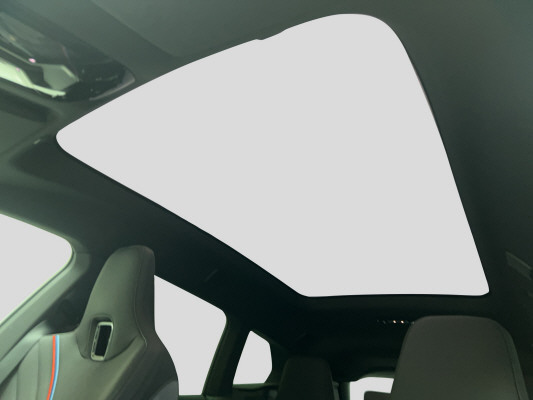 BMW iX xDrive60 M Sport Pro-image-11