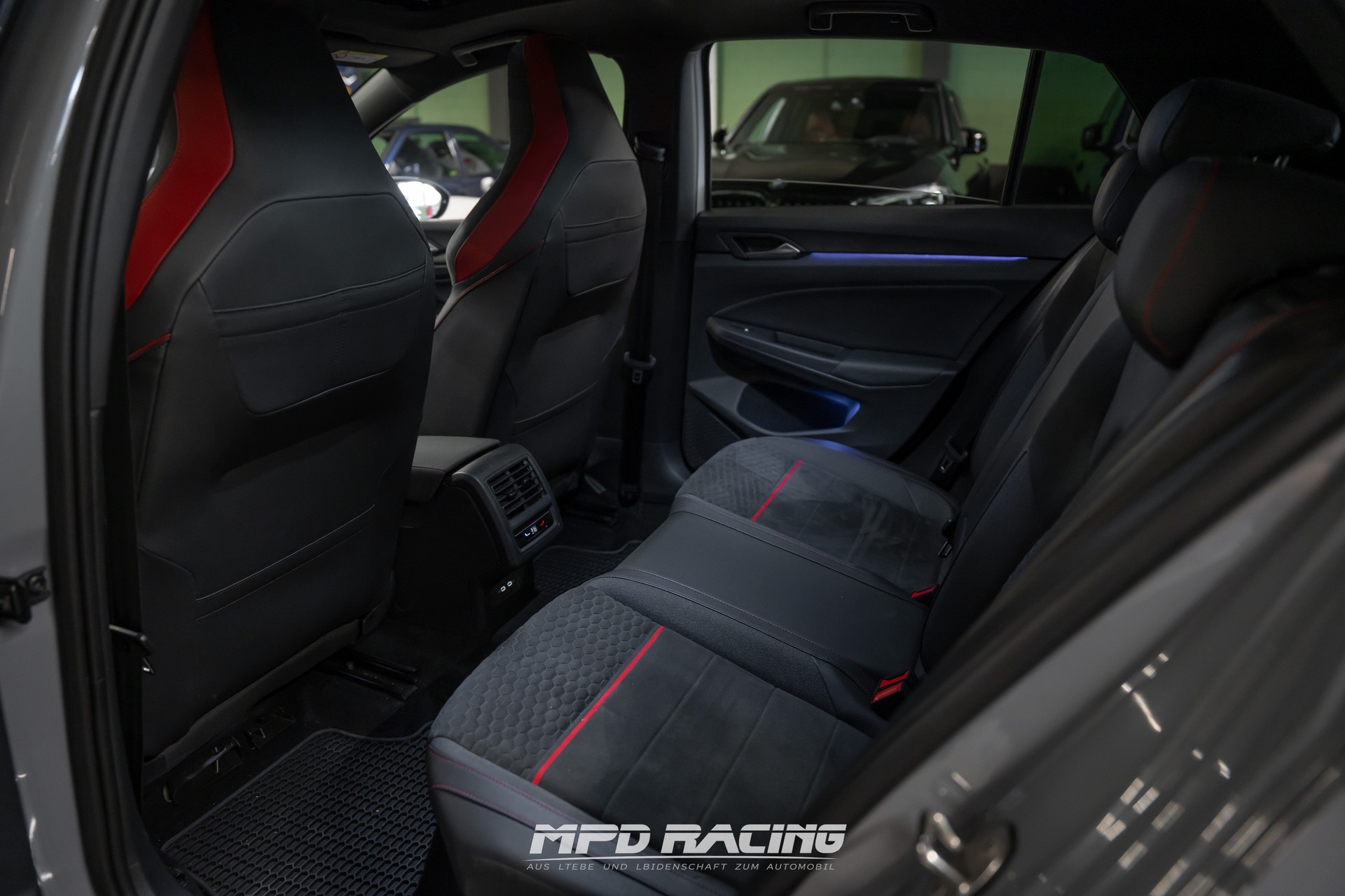 VW Golf 2.0 TSI GTI Clubsport DSG 45 Jahre-image-17