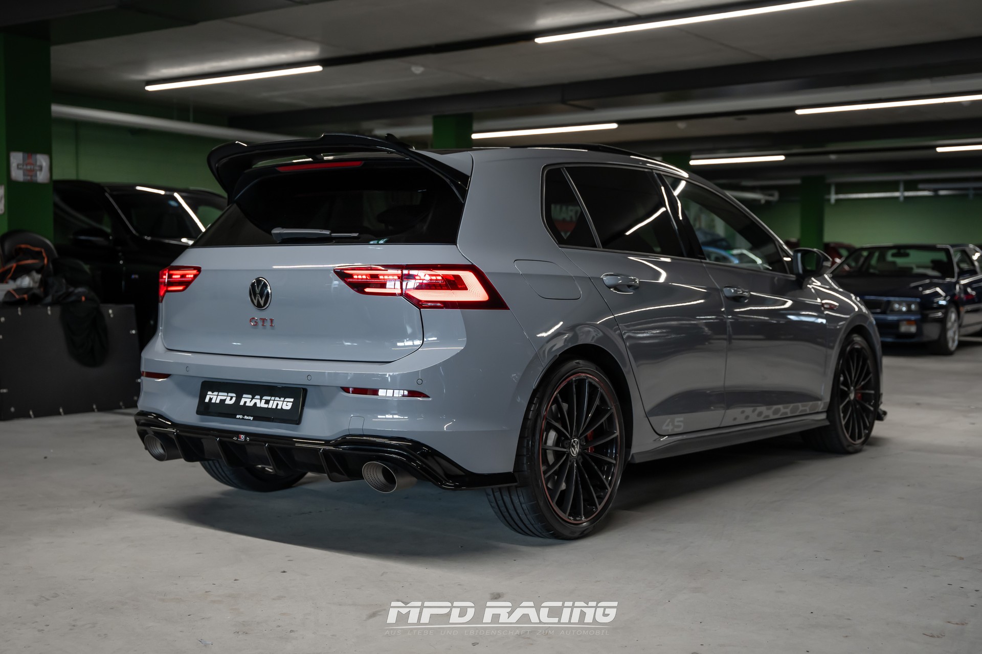 VW Golf 2.0 TSI GTI Clubsport DSG 45 Jahre-image-3