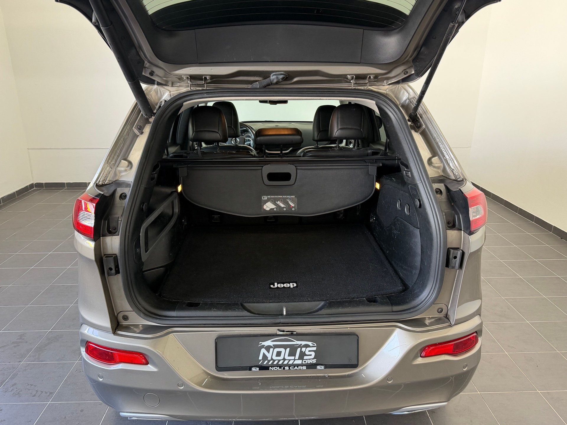 JEEP Cherokee 2.2TD Limited AWD 9ATX AD-image-7